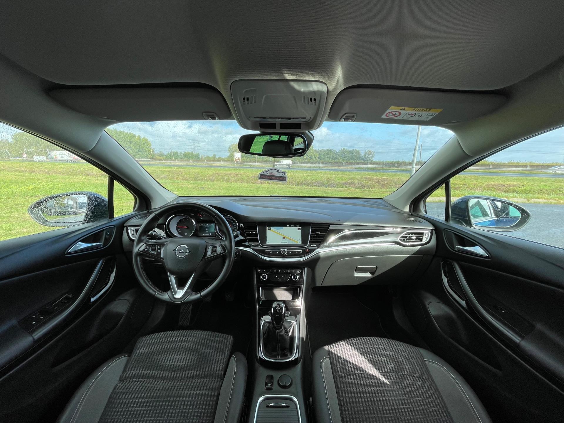 Foto van Opel Astra Sports Tourer