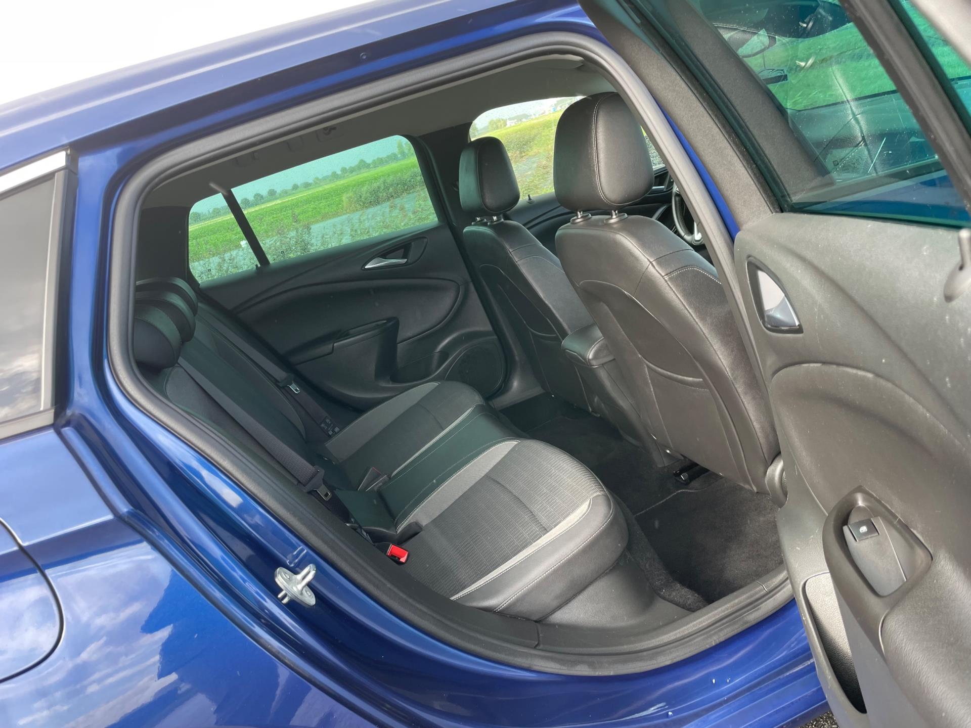 Foto van Opel Astra Sports Tourer