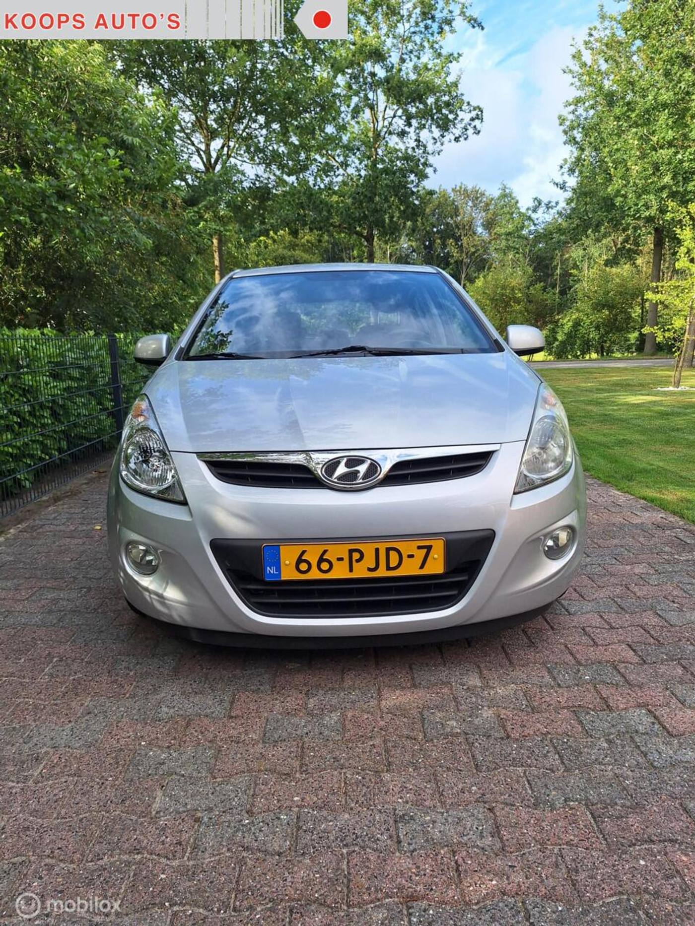 Hyundai I20 1.2i Business Edition 2011 - voorkant