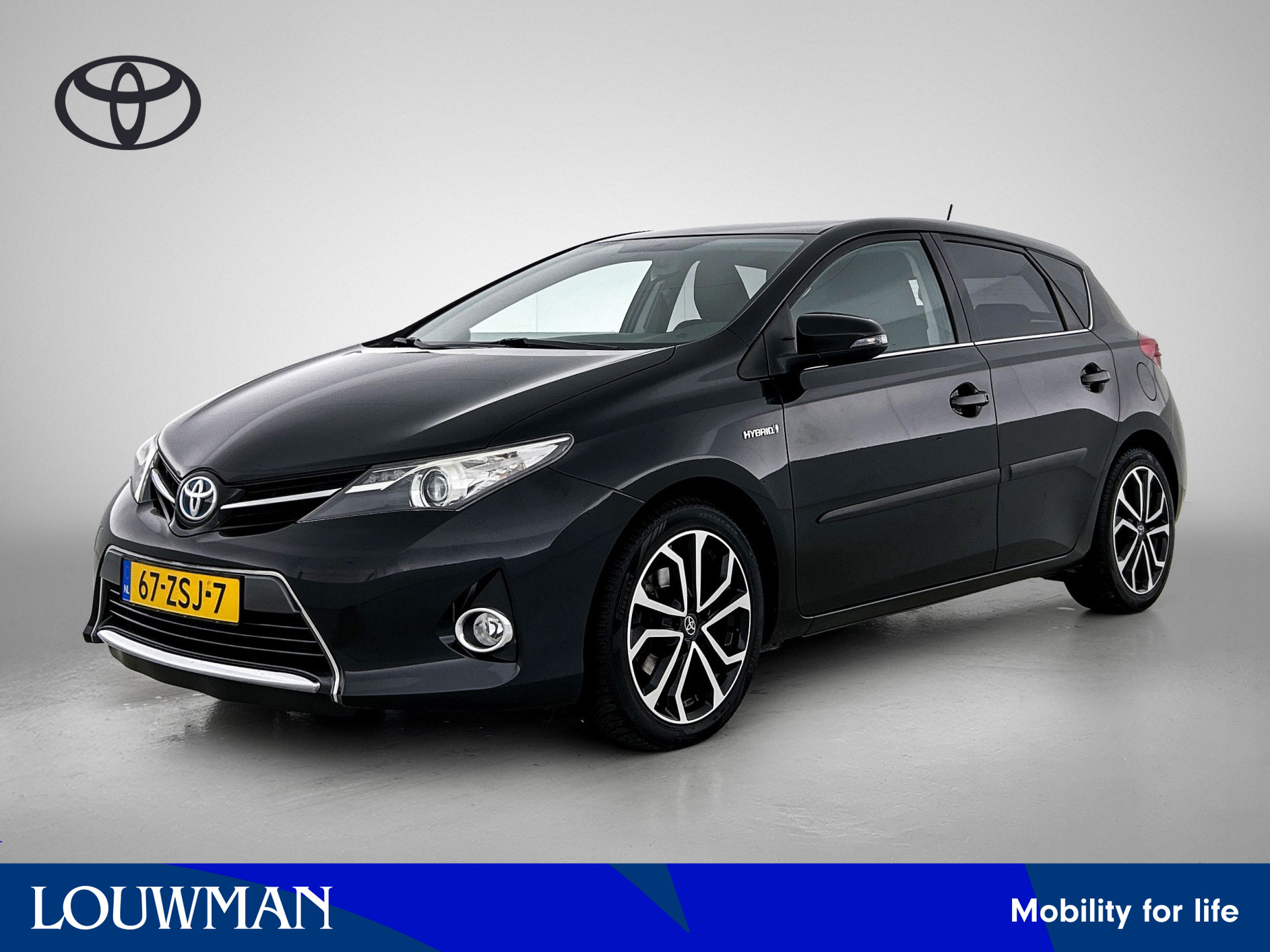 Toyota Toyota Auris 1.8 Hybrid Aspiration 2013 - voorkant