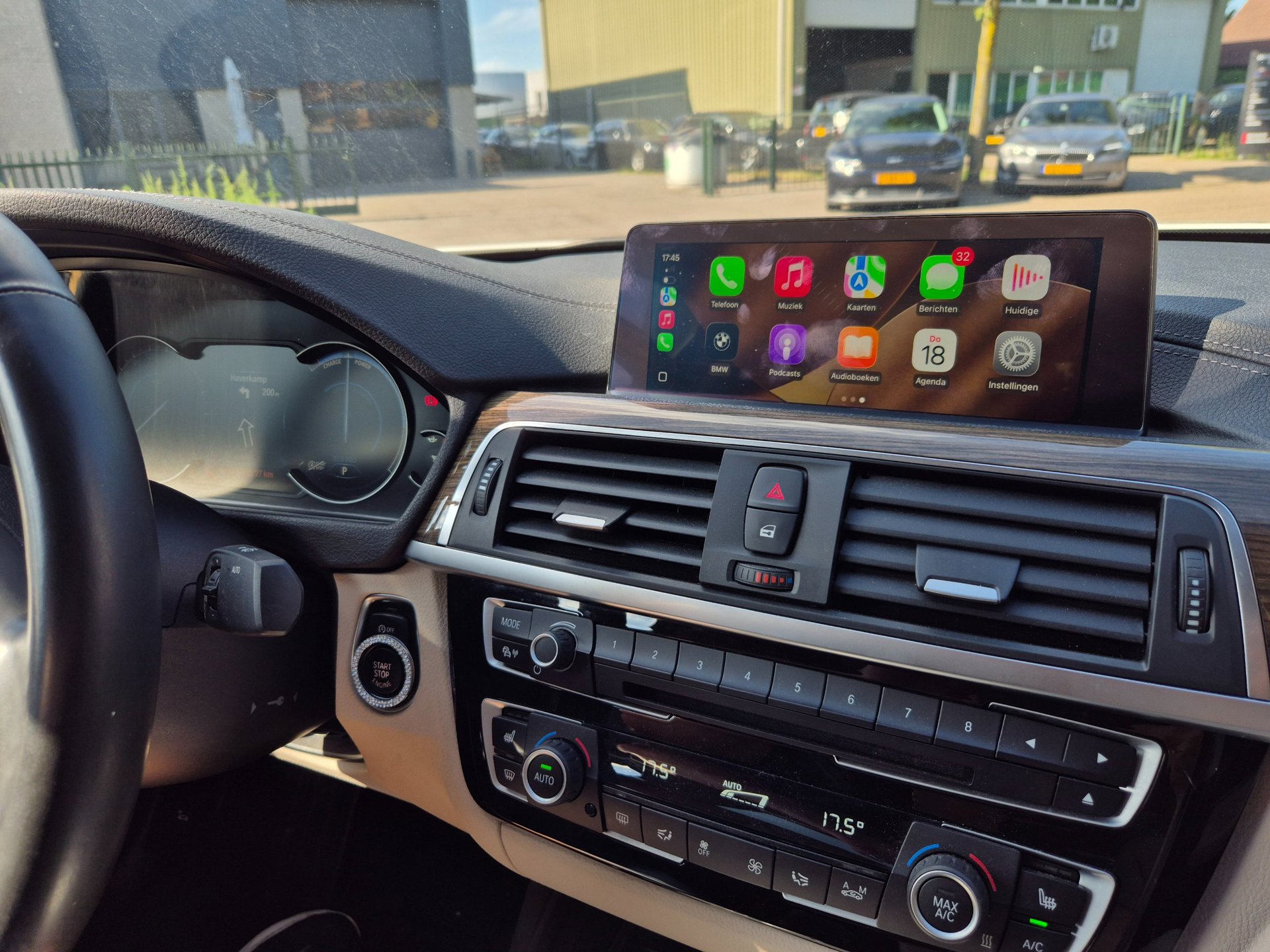 Foto van BMW 320i