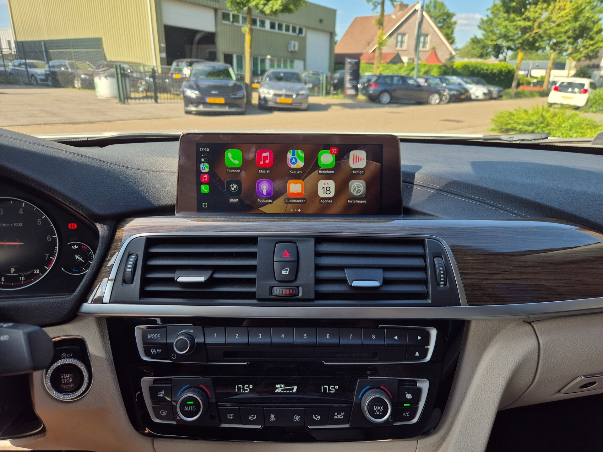 Foto van BMW 320i