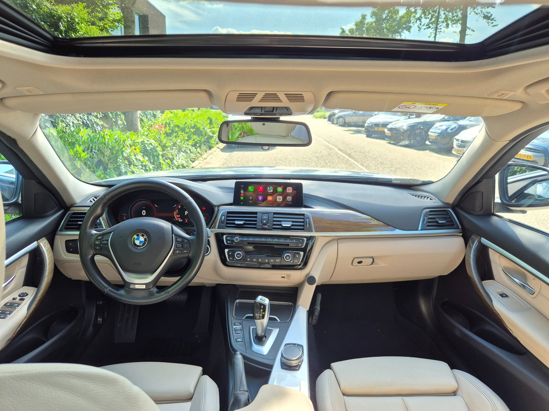 Foto van BMW 320i