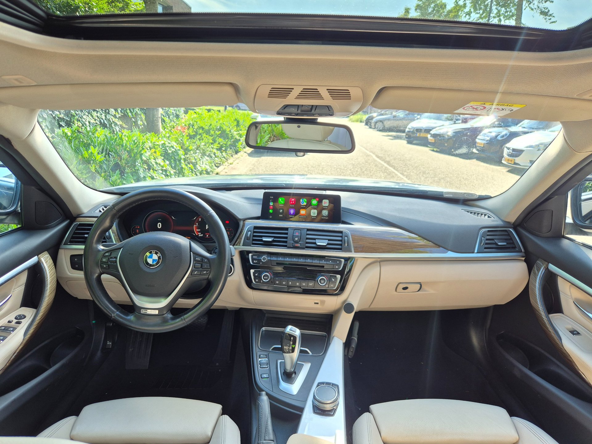 Foto van BMW 320i
