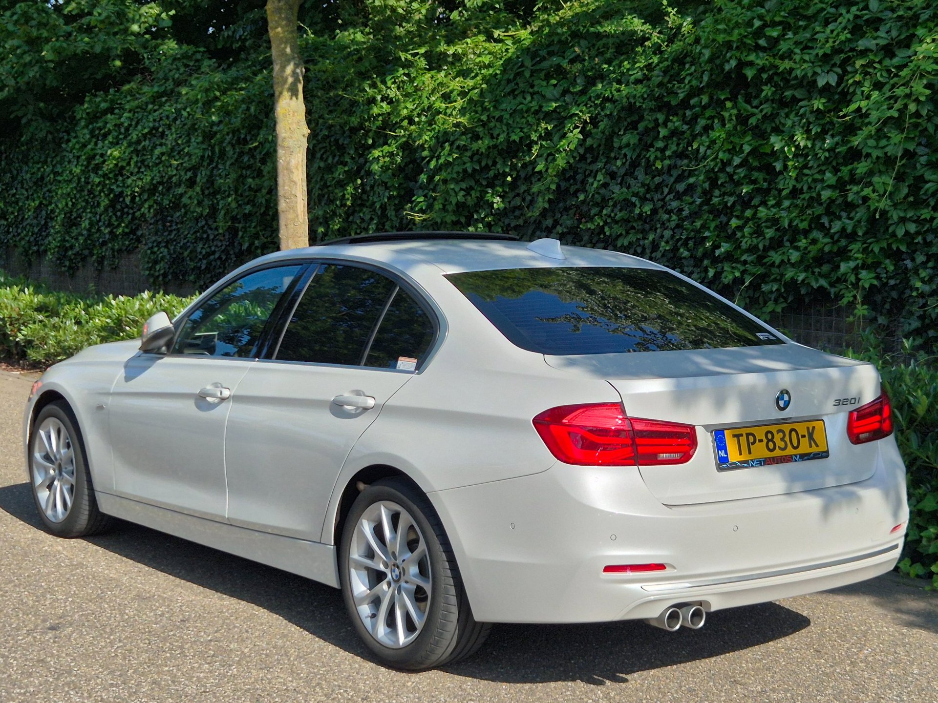 Foto van BMW 320i
