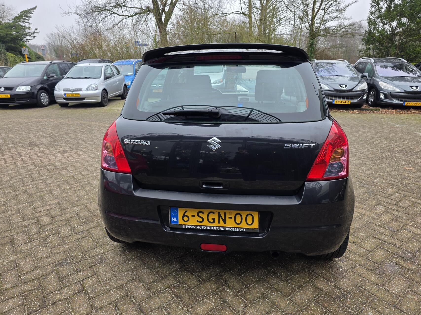 Foto van Suzuki Swift