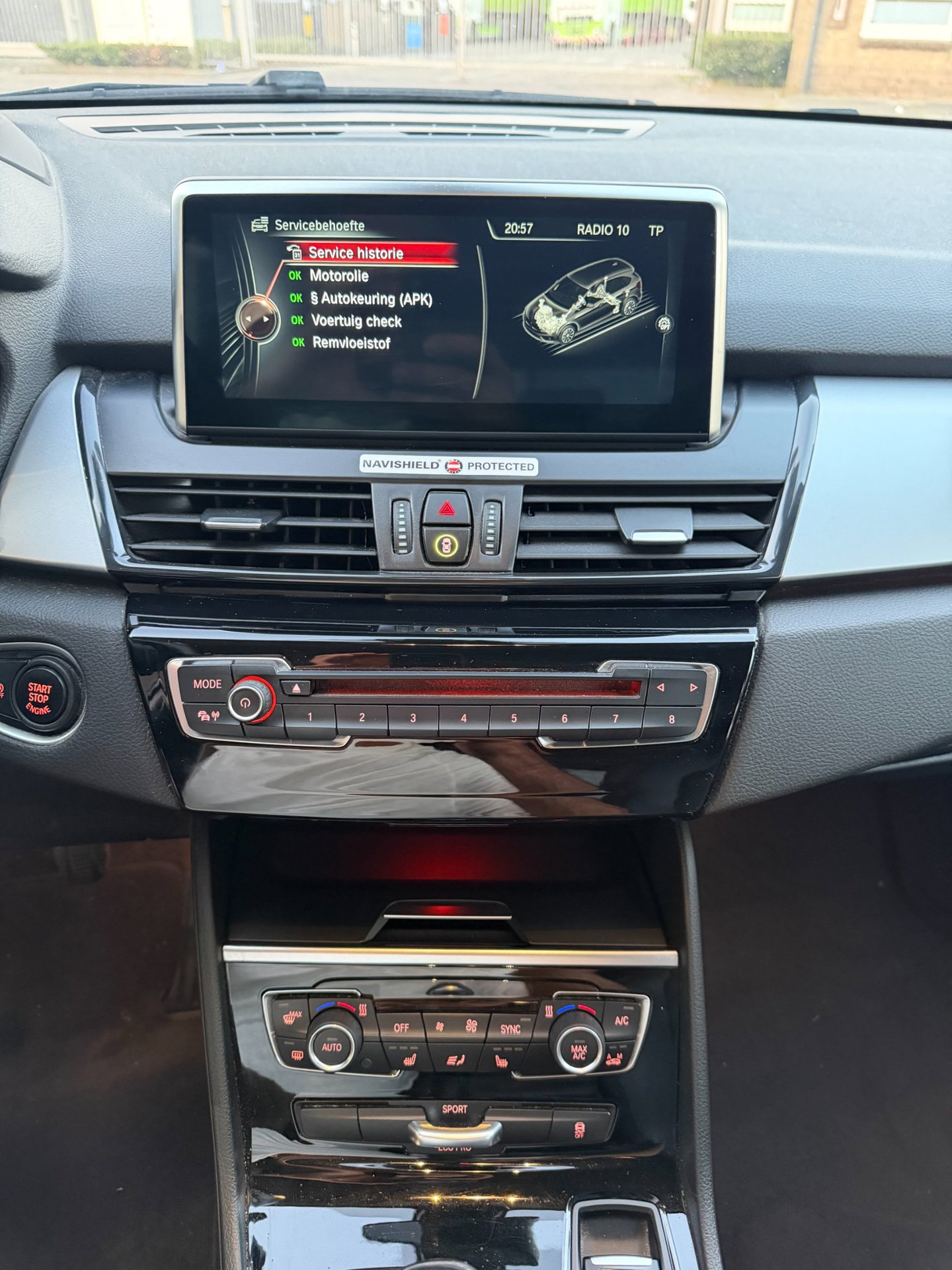 Foto van BMW 218i Active Tourer