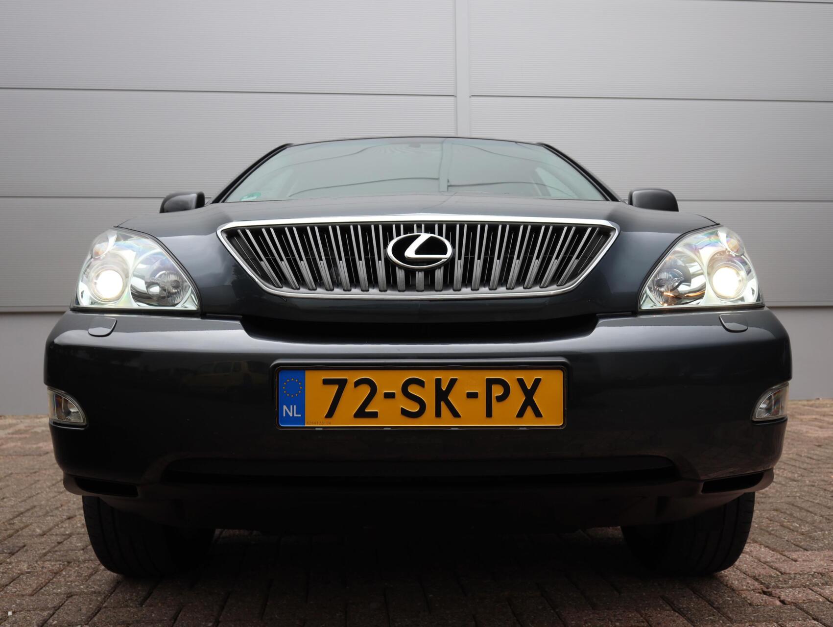 Foto van Lexus Lexus Rx300