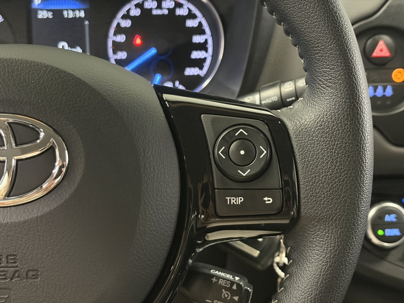 Foto van Toyota Toyota Yaris Hybrid