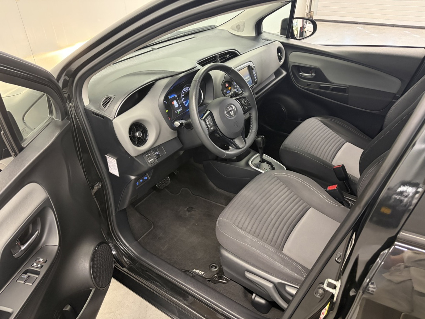 Foto van Toyota Toyota Yaris Hybrid