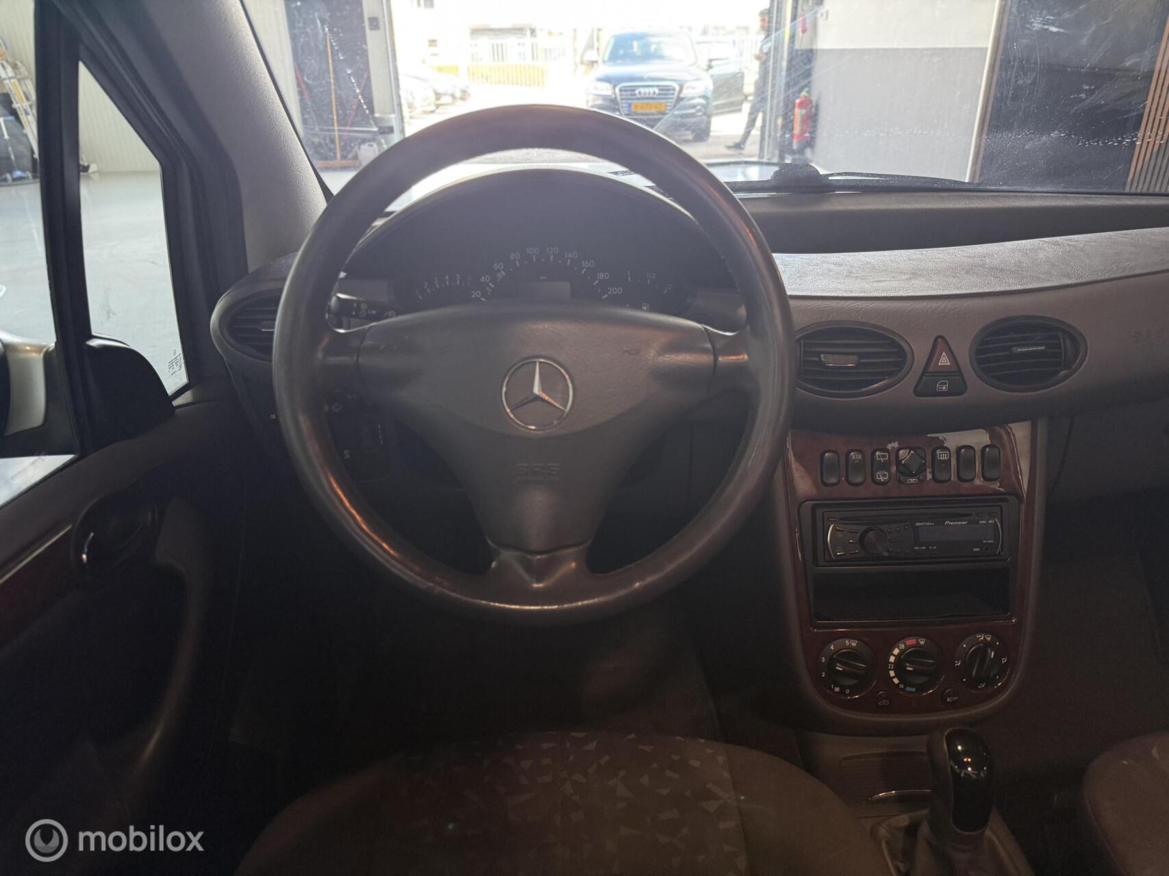 Foto van Mercedes-Benz A 160