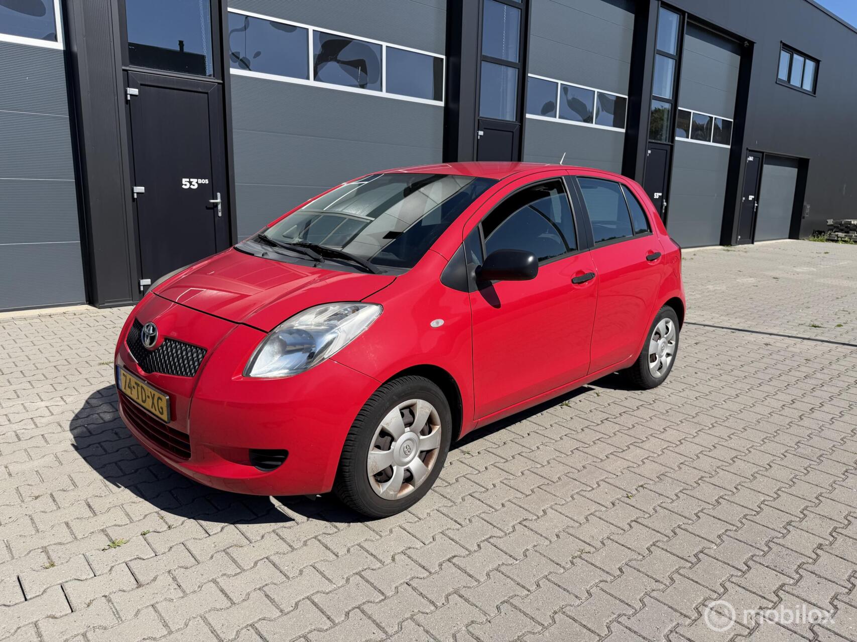Toyota Toyota Yaris 1.3 VVTi Terra 2006 - voorkant