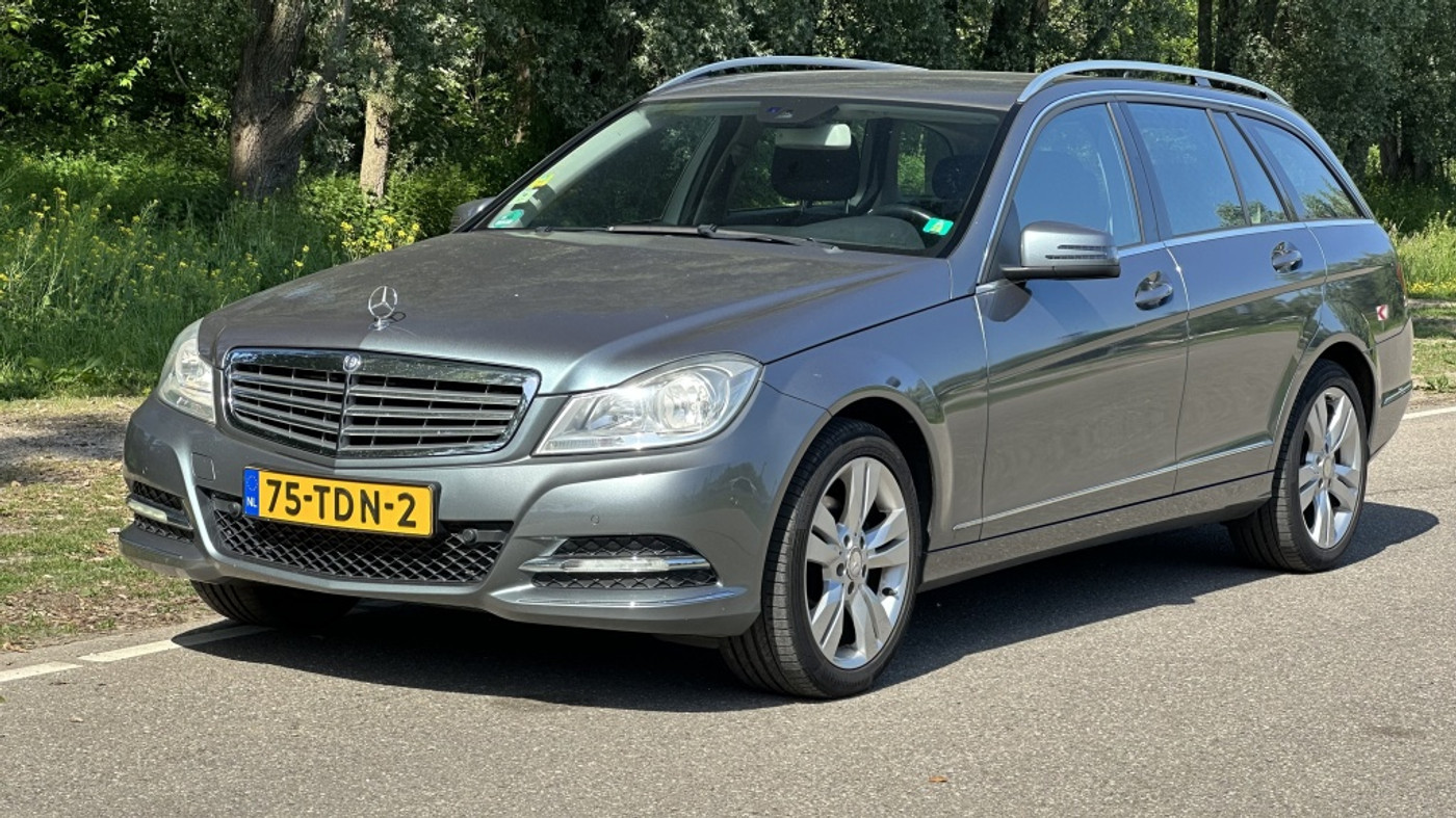 Foto van Mercedes-Benz C 200