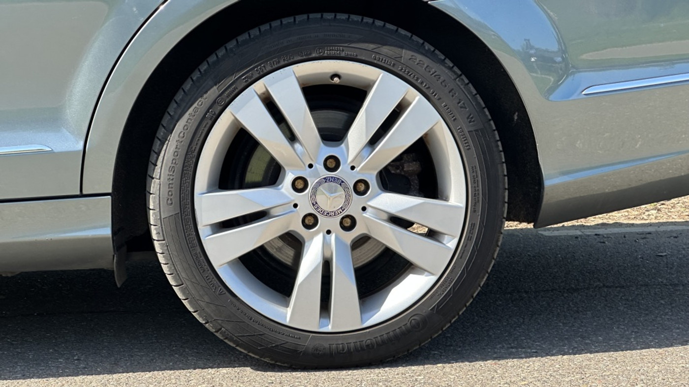 Foto van Mercedes-Benz C 200