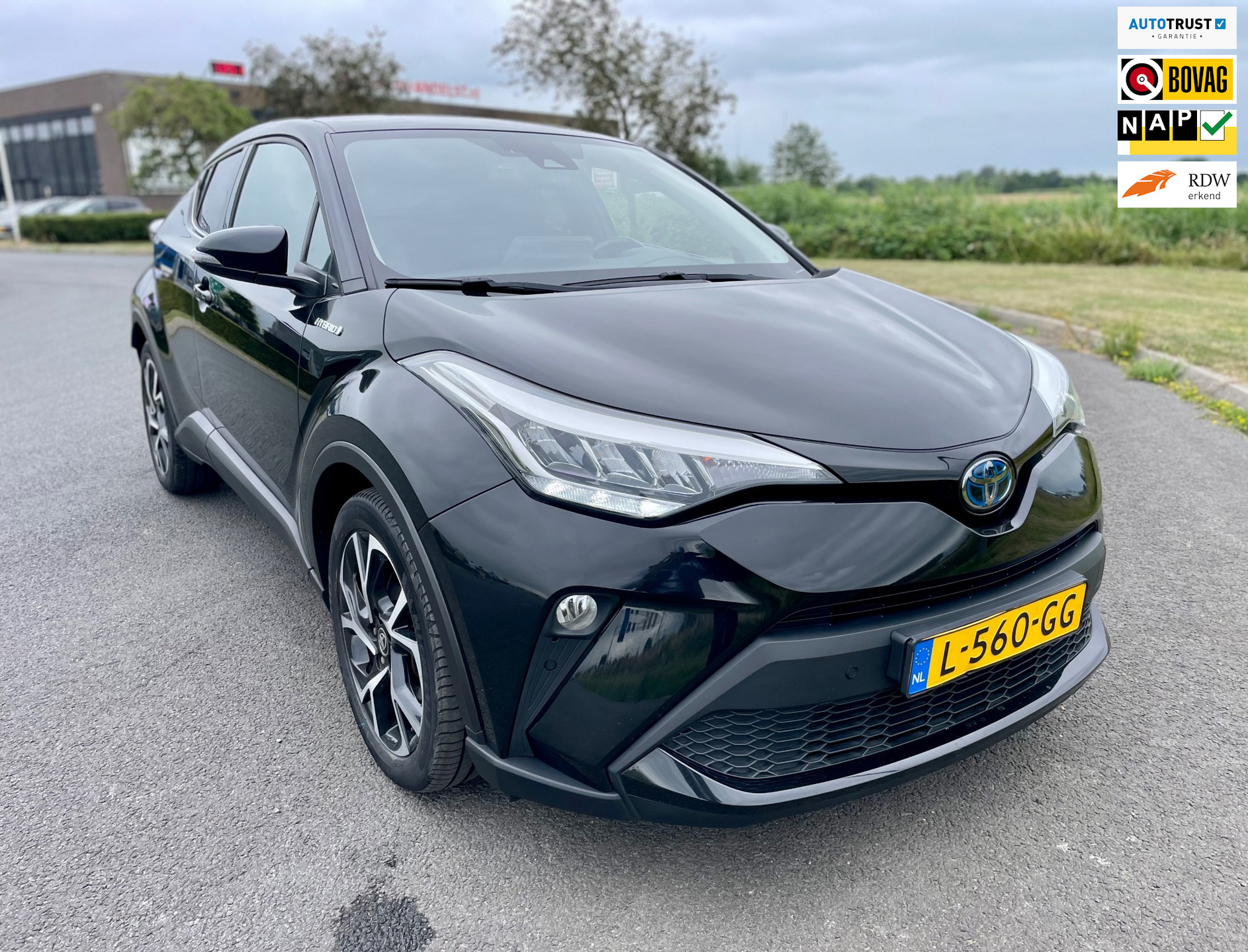 Toyota Toyota C-hr 2.0 Hybrid Dynamic, Aut, 184pk, Acc, Cam, Pdc, Navi, Carplay, LED, Lmv, 1e eig afk, Geen import, Nap, Dealer oh! 2021 - voorkant