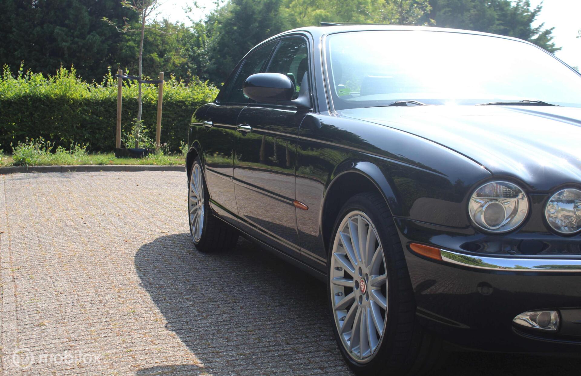 Foto van Jaguar XJ