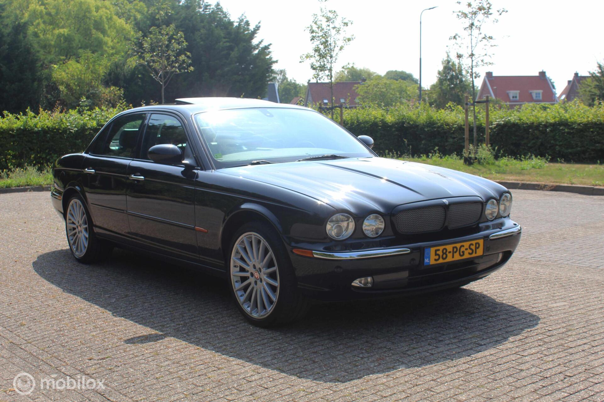 Foto van Jaguar XJ