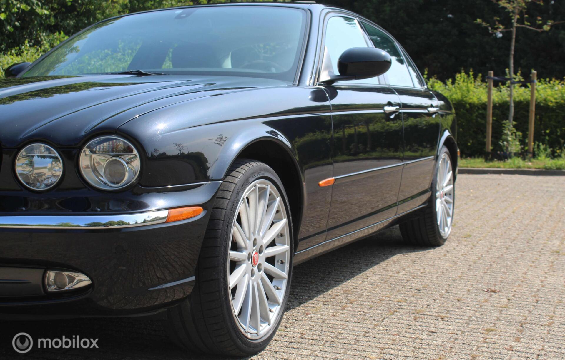 Foto van Jaguar XJ