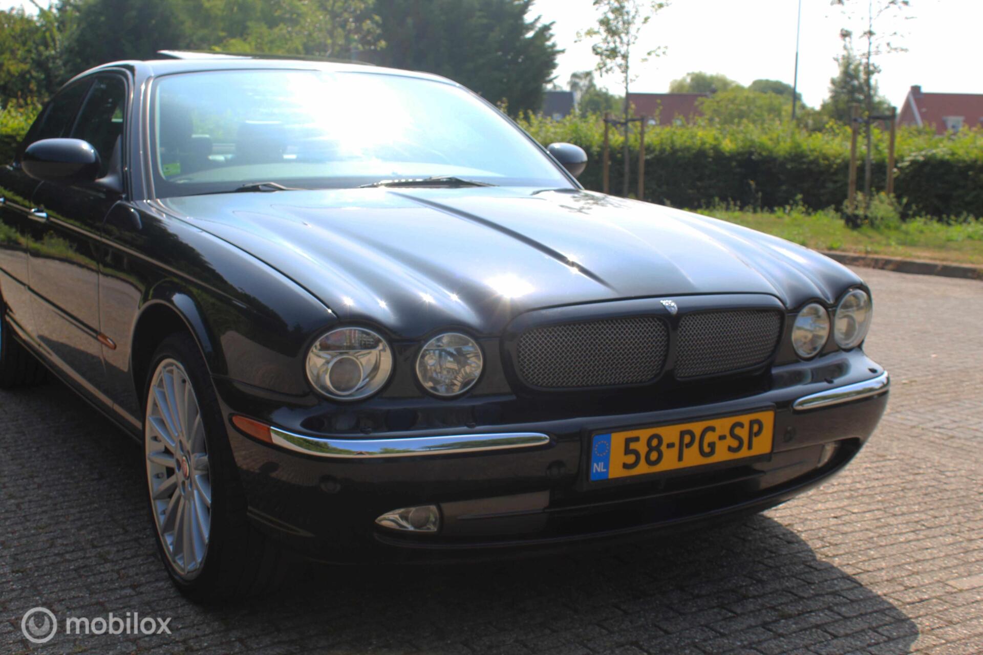 Foto van Jaguar XJ