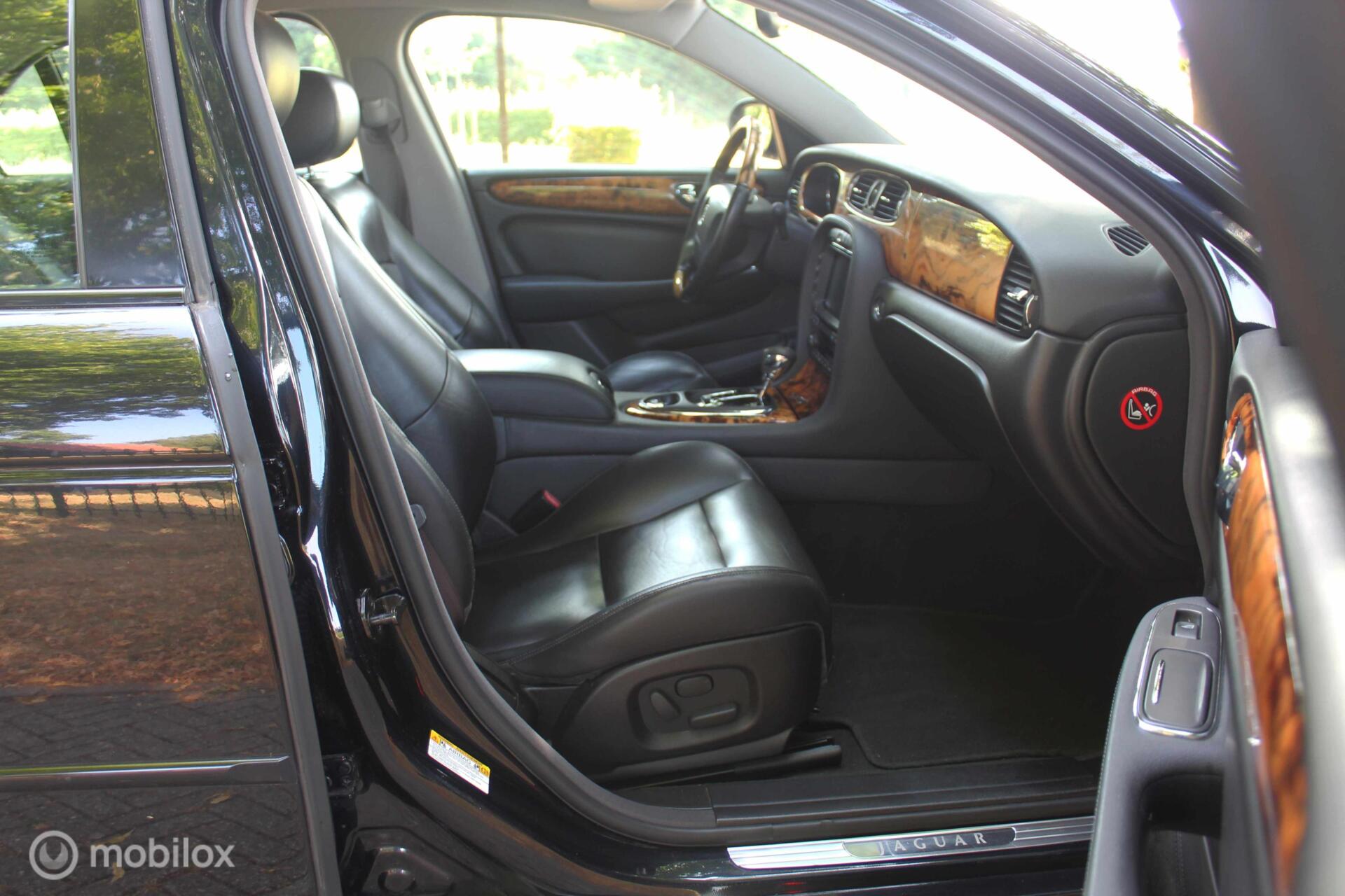 Foto van Jaguar XJ