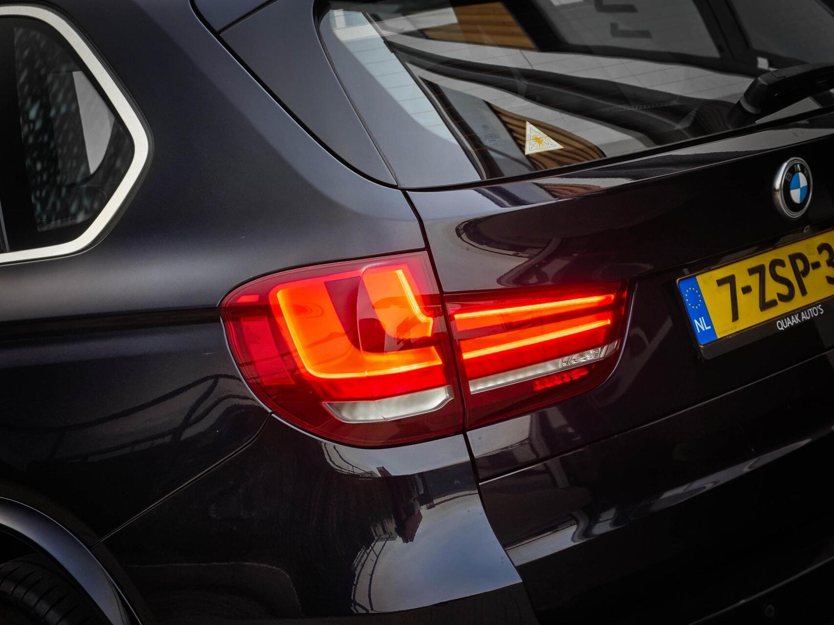 Foto van BMW X5 Xdrive40d