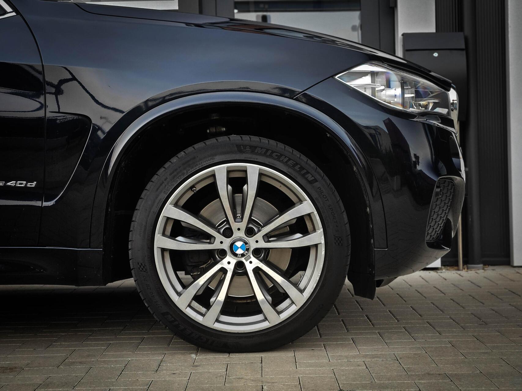Foto van BMW X5 Xdrive40d