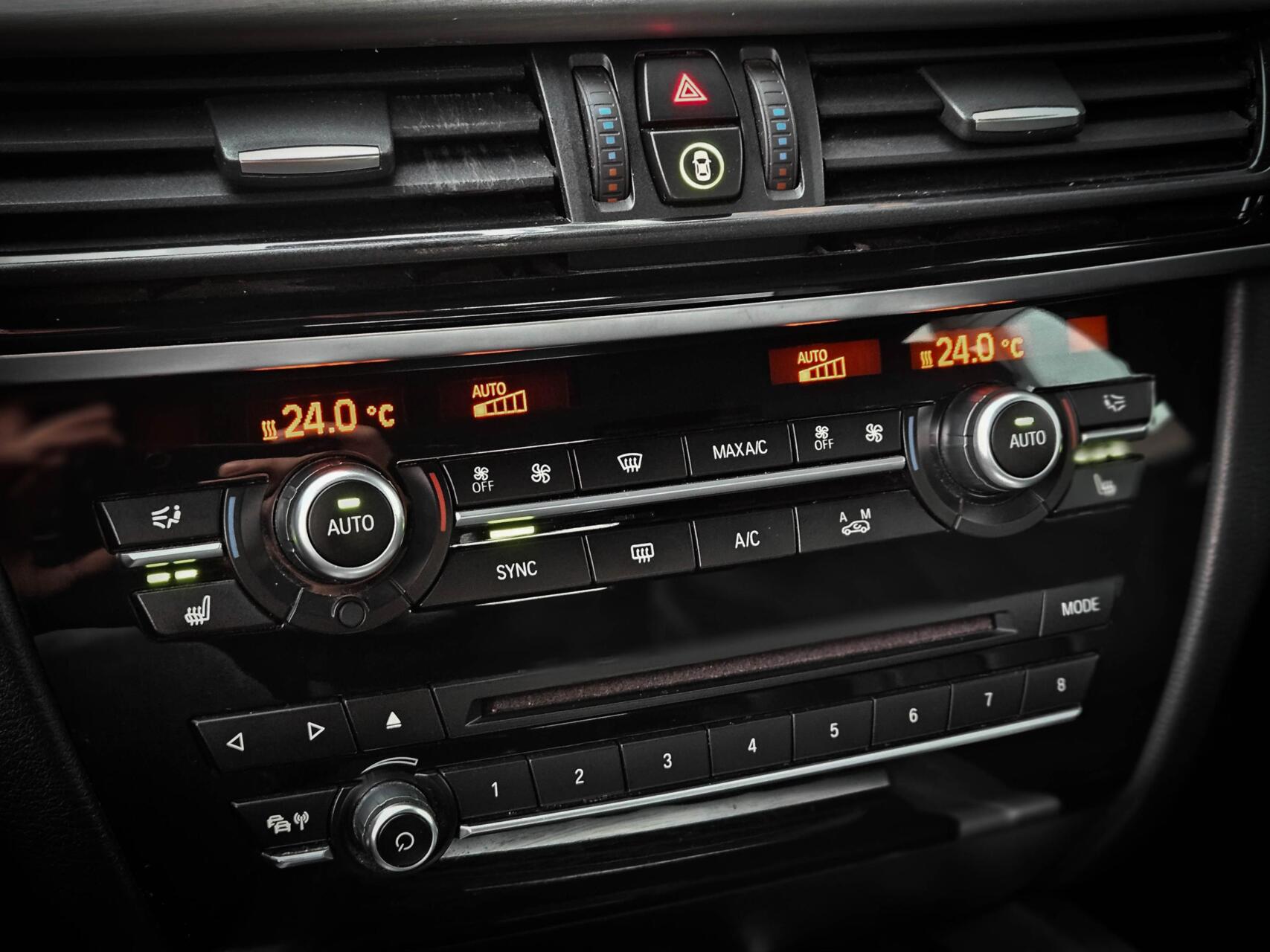 Foto van BMW X5 Xdrive40d