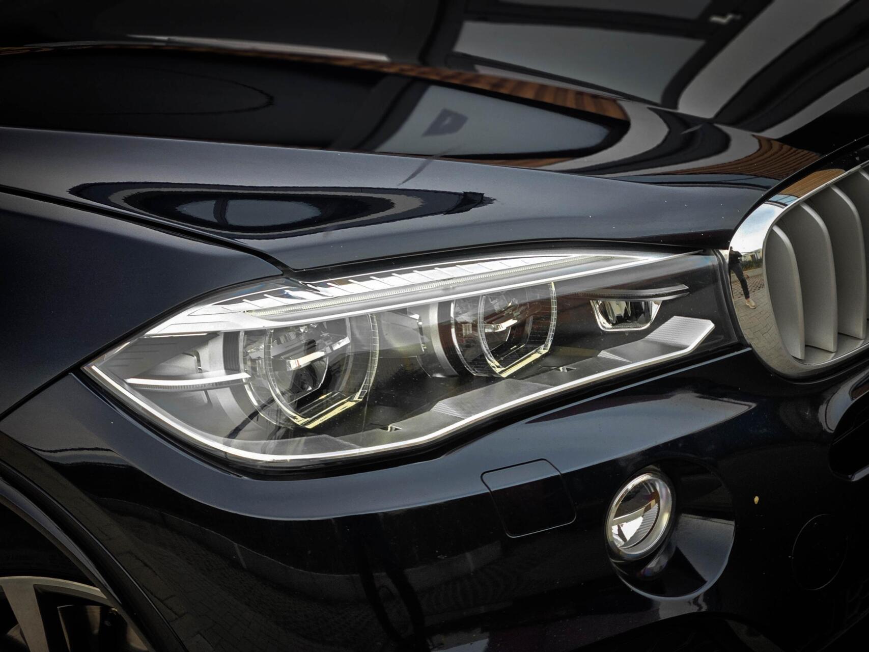 Foto van BMW X5 Xdrive40d