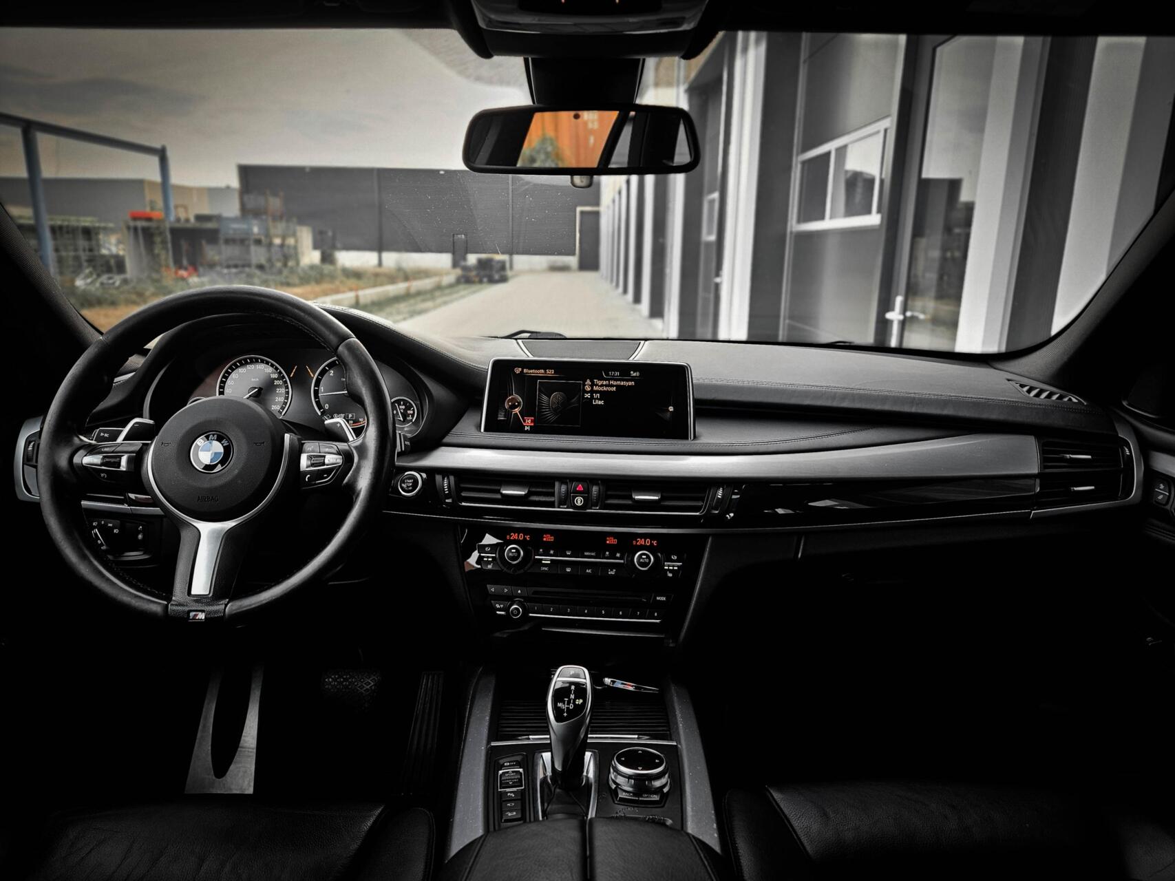 Foto van BMW X5 Xdrive40d
