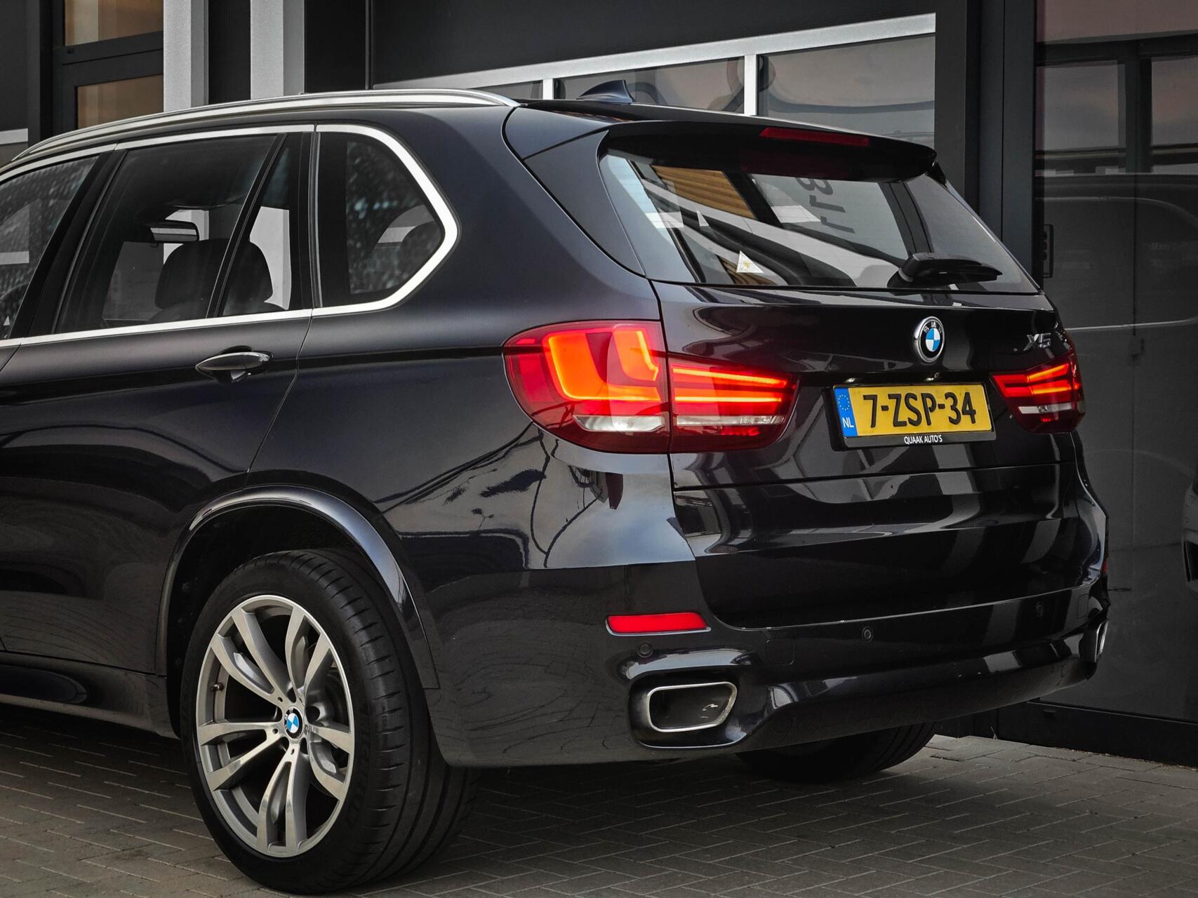 Foto van BMW X5 Xdrive40d