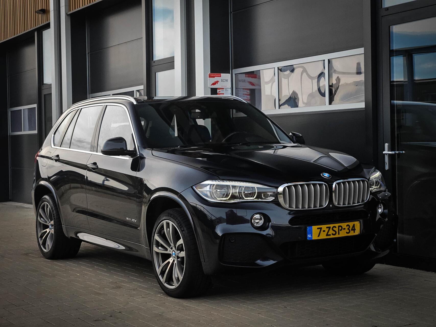 Foto van BMW X5 Xdrive40d