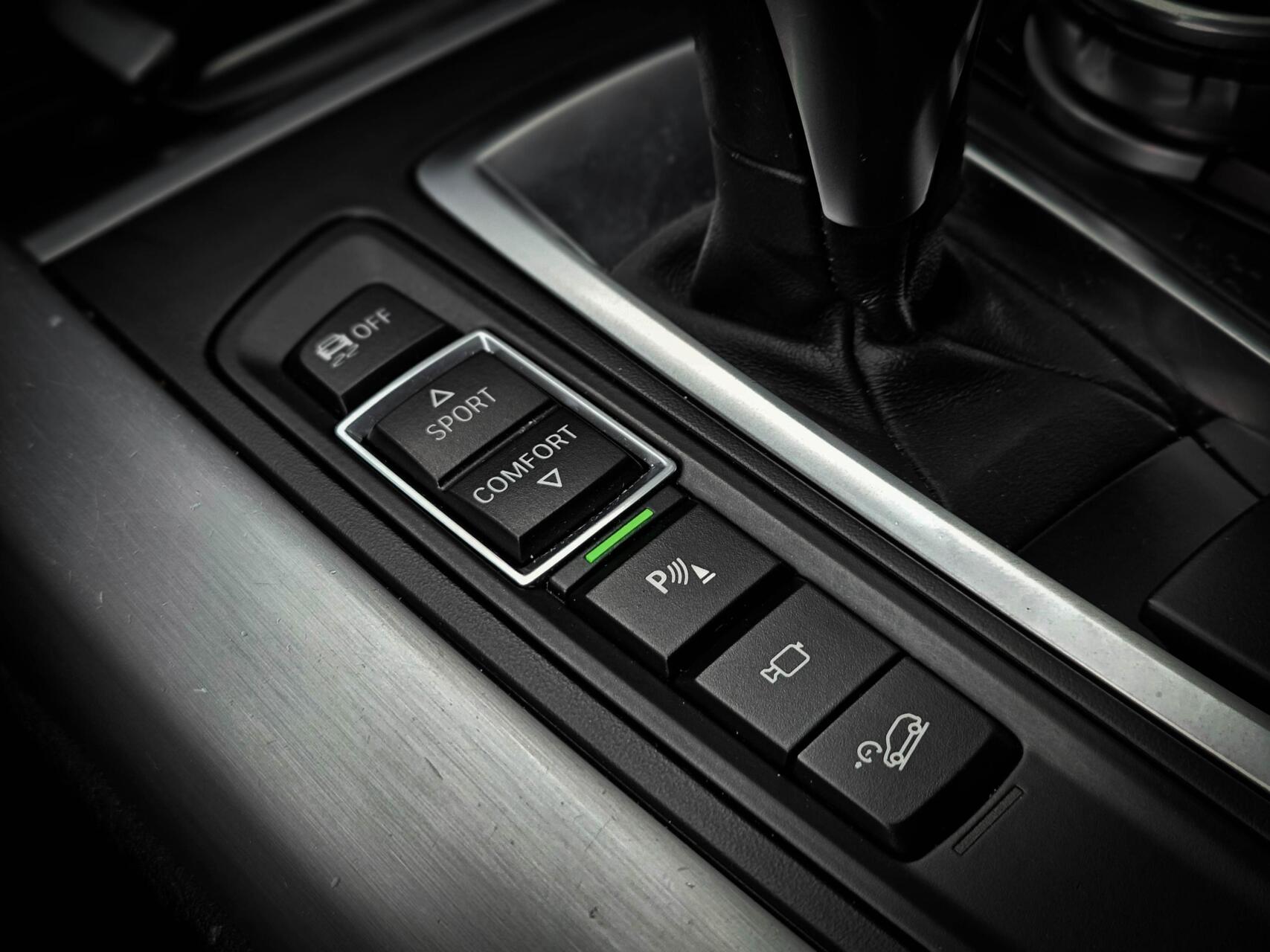 Foto van BMW X5 Xdrive40d
