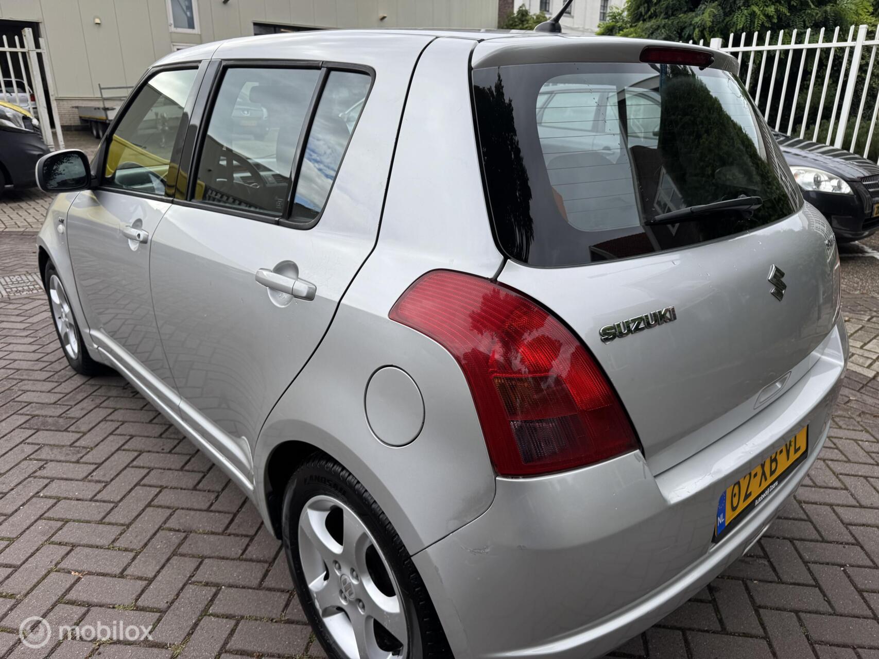 Foto van Suzuki Swift