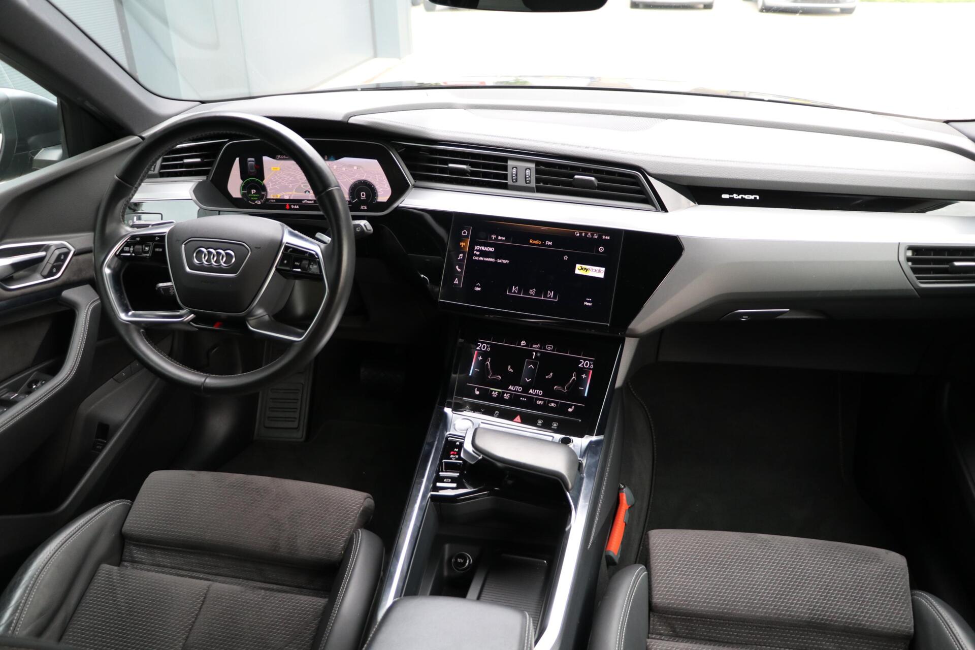 Foto van Audi E-tron 50