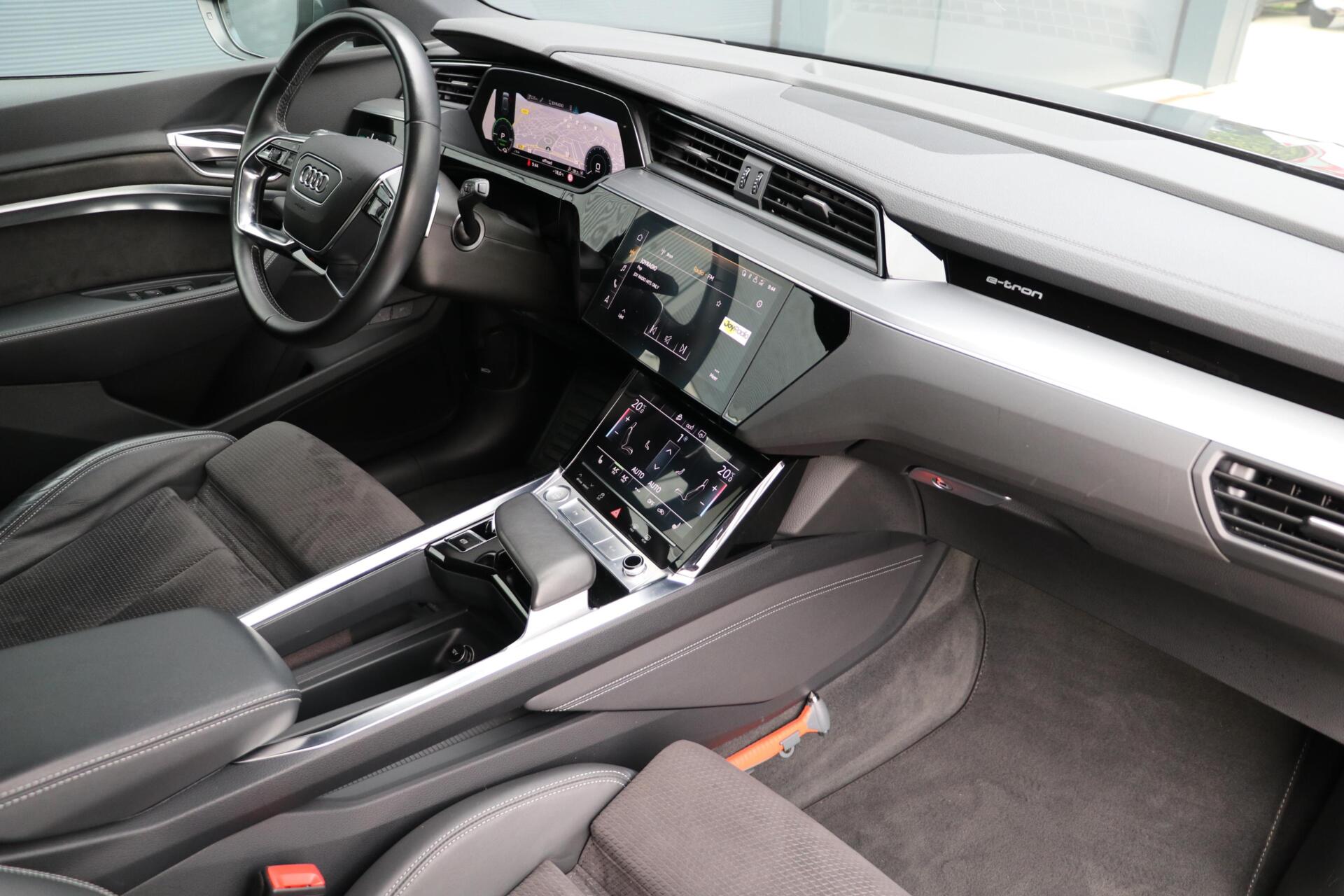 Foto van Audi E-tron 50