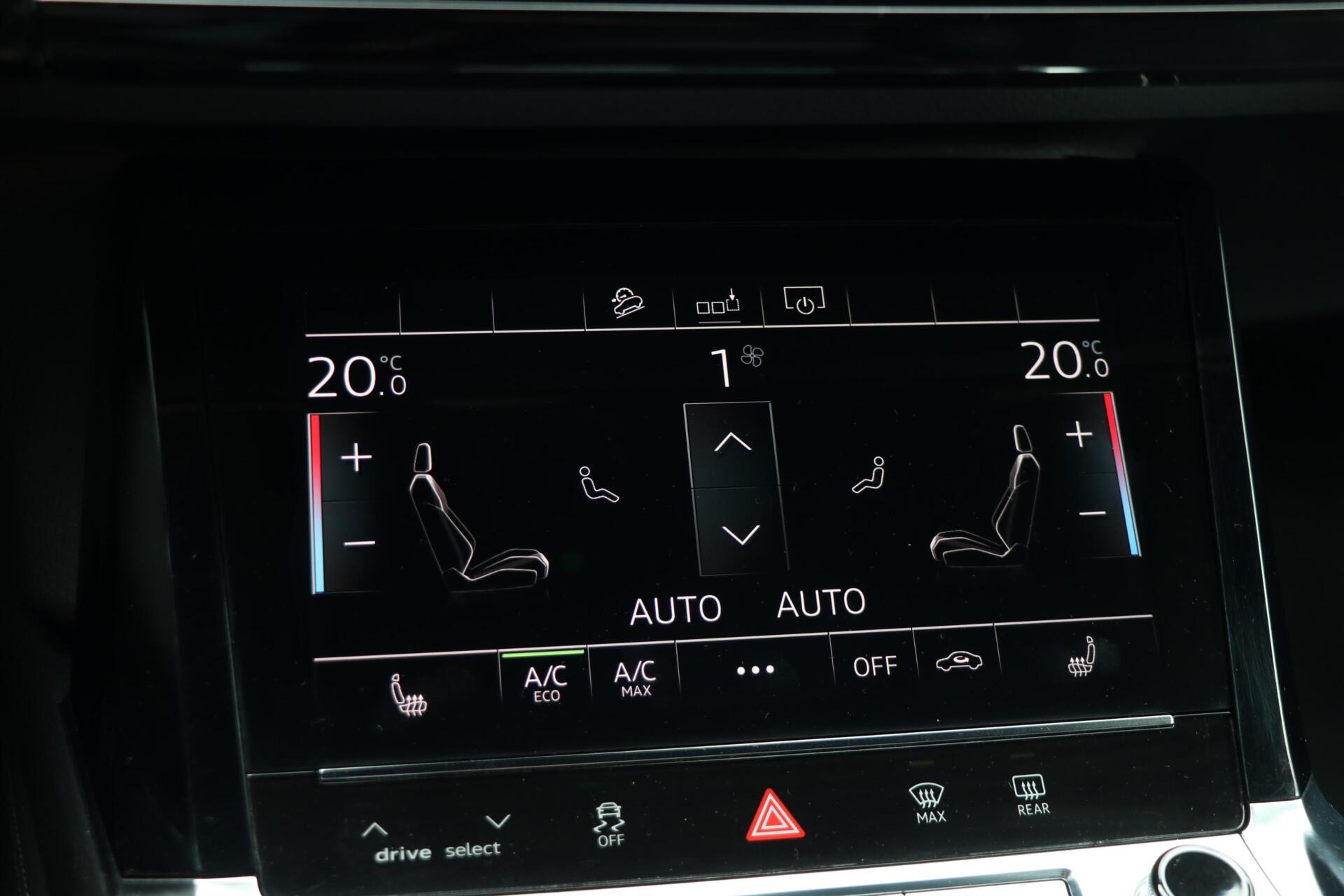 Foto van Audi E-tron 50
