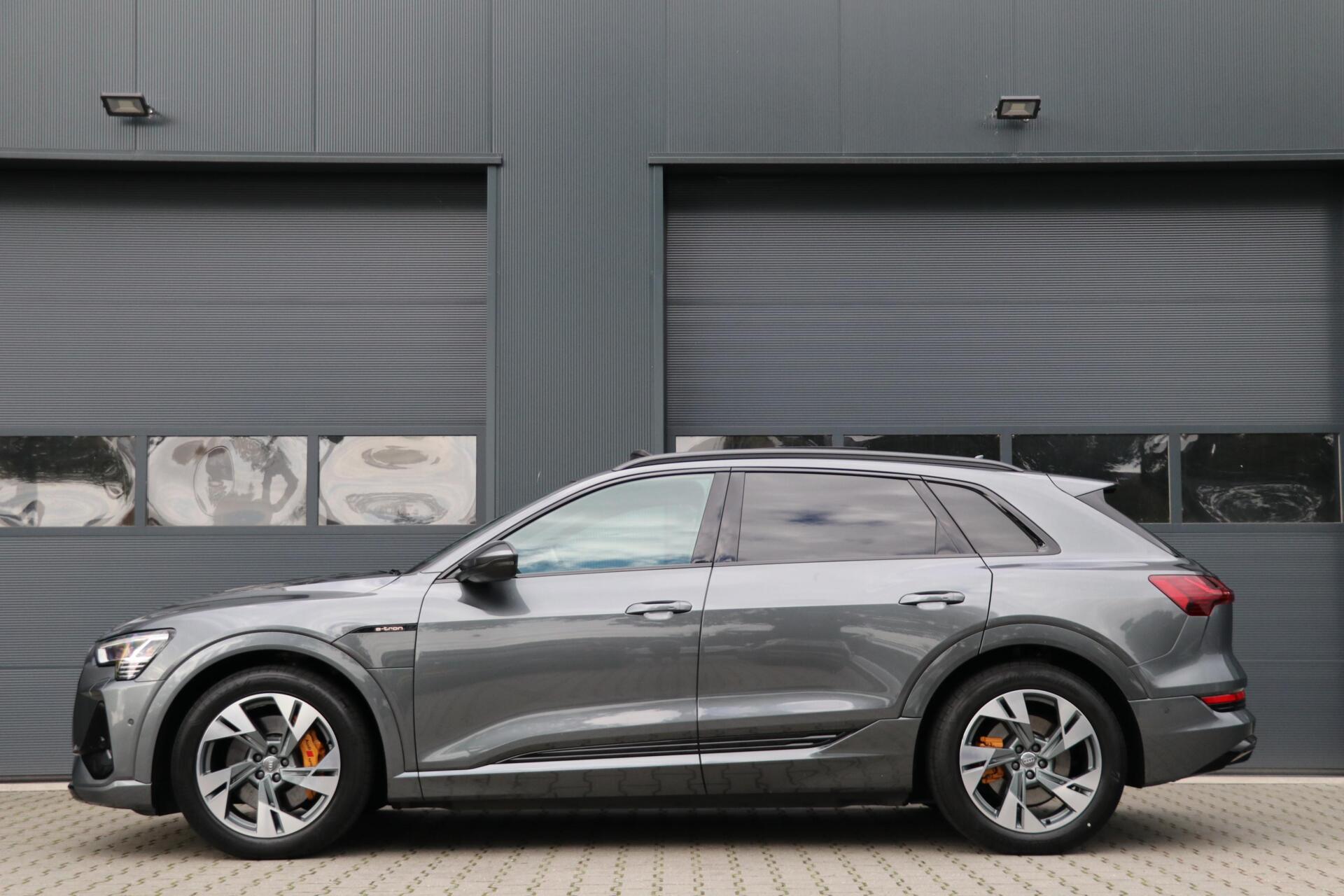 Foto van Audi E-tron 50