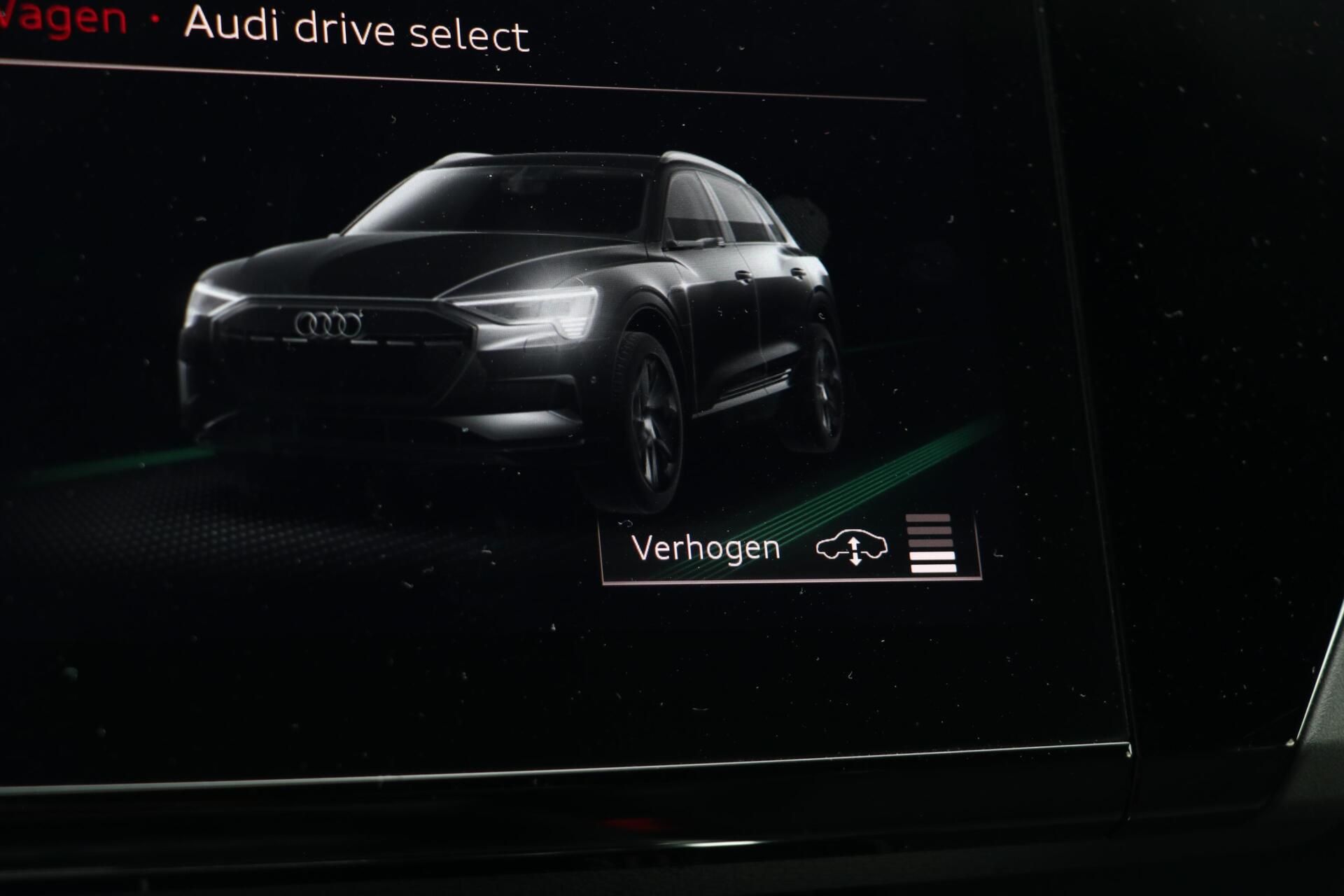 Foto van Audi E-tron 50