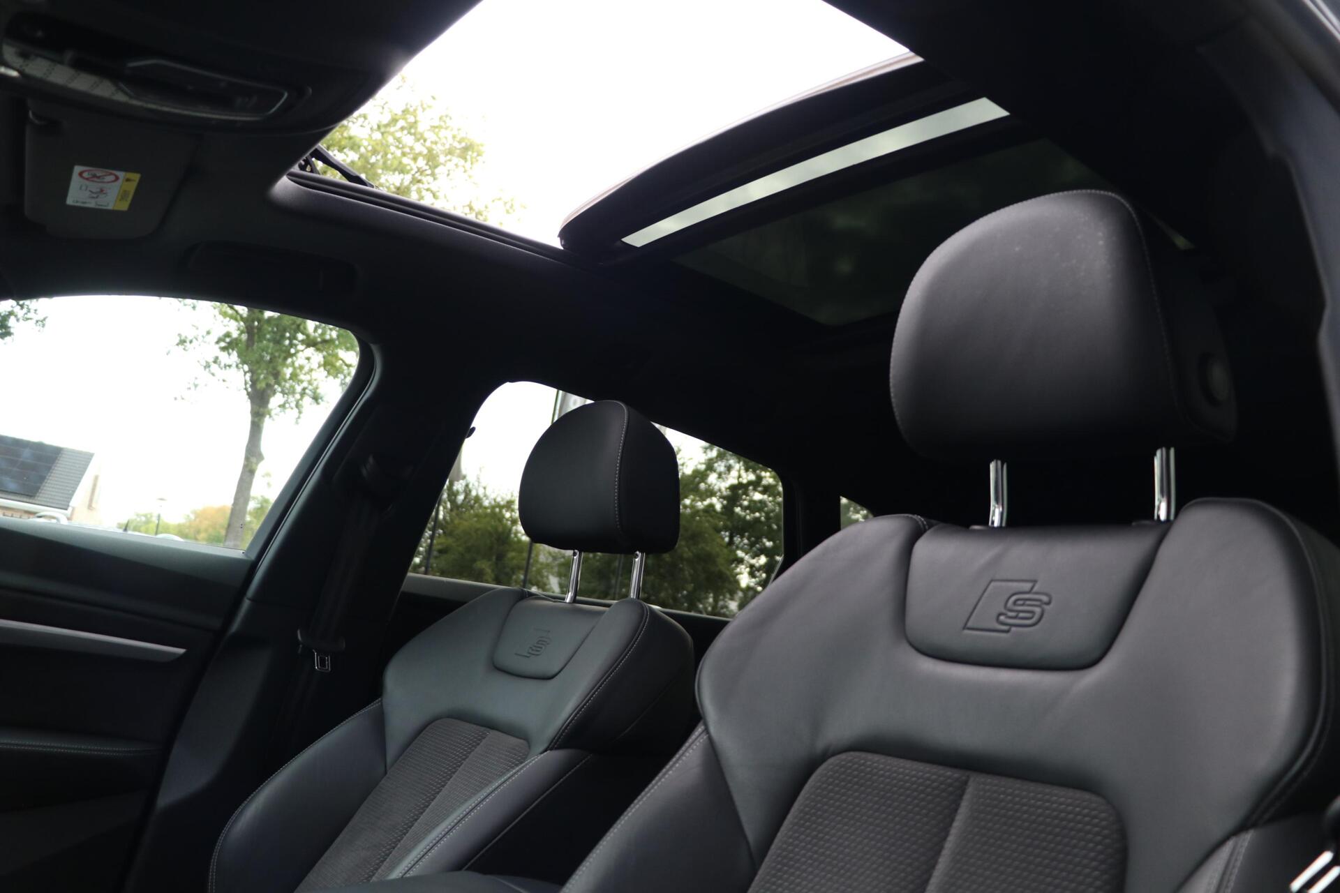 Foto van Audi E-tron 50