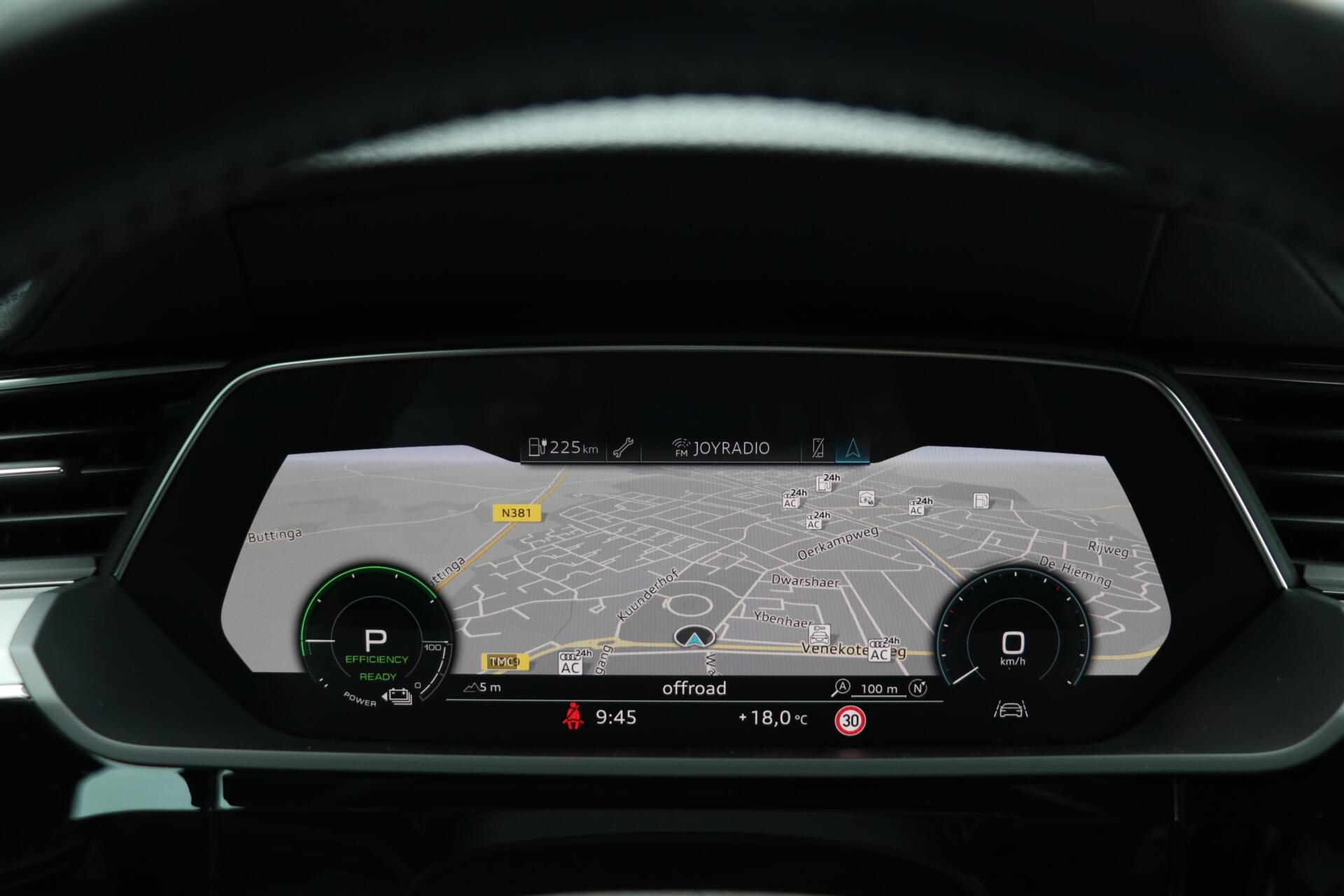 Foto van Audi E-tron 50