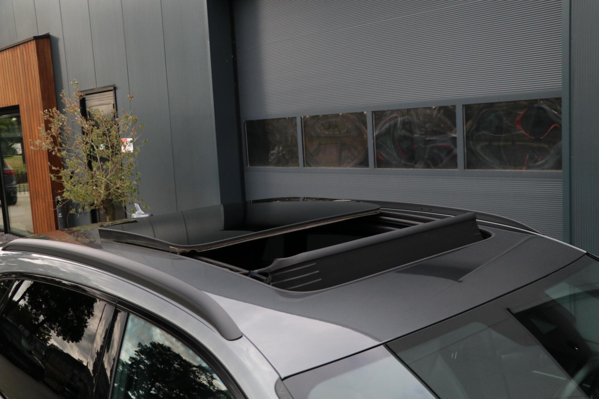 Foto van Audi E-tron 50