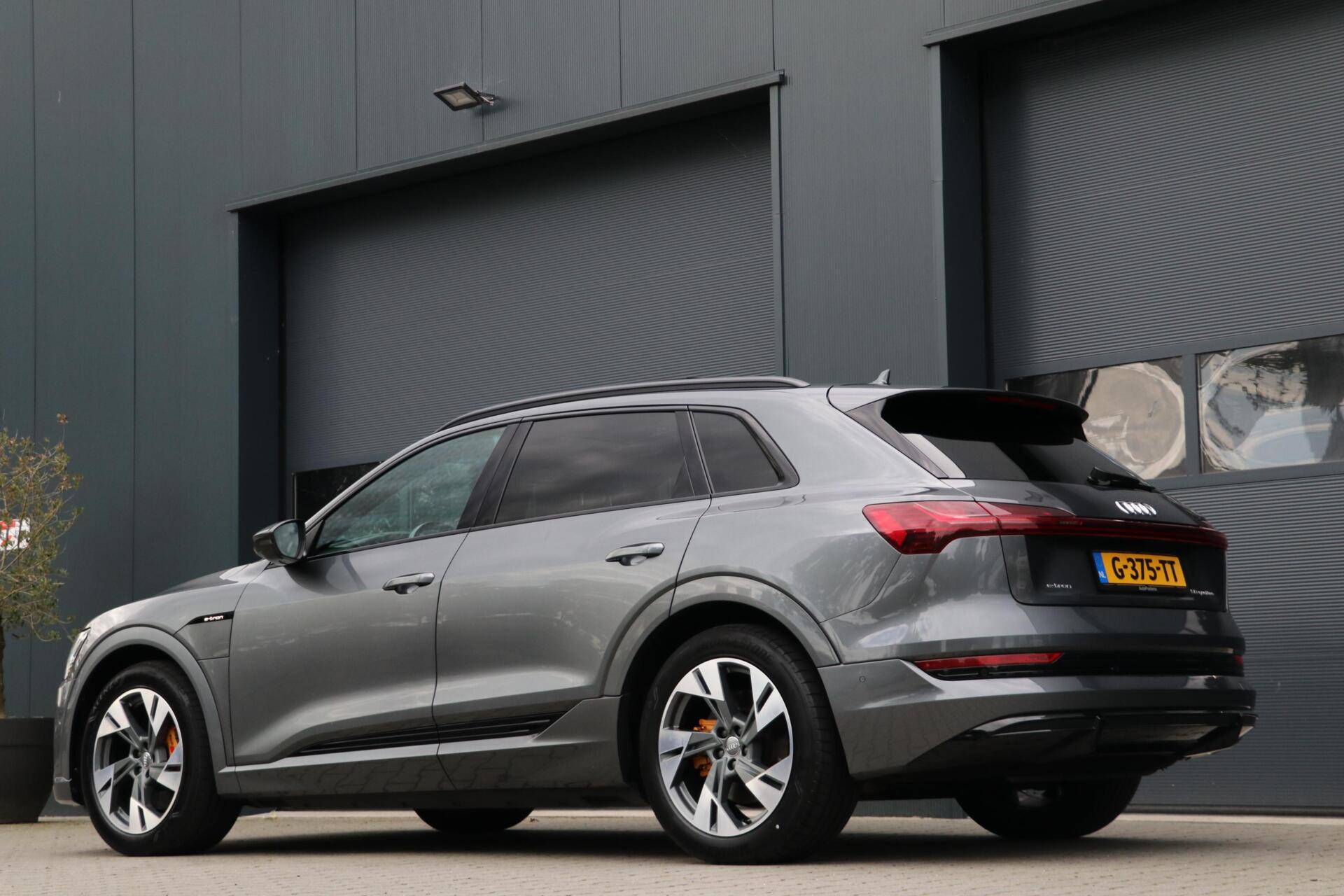 Foto van Audi E-tron 50