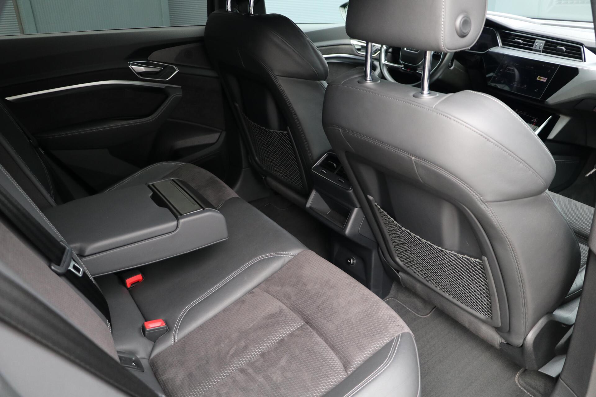 Foto van Audi E-tron 50