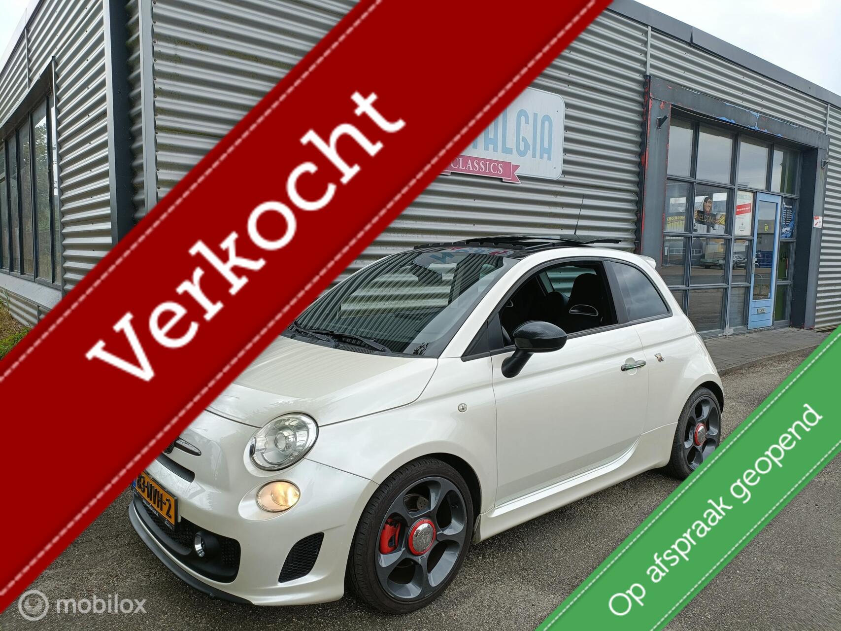 Fiat 500 1.4-16V Abarth / 135 PK / Parelmoer / Sport / Pano 2010 - voorkant