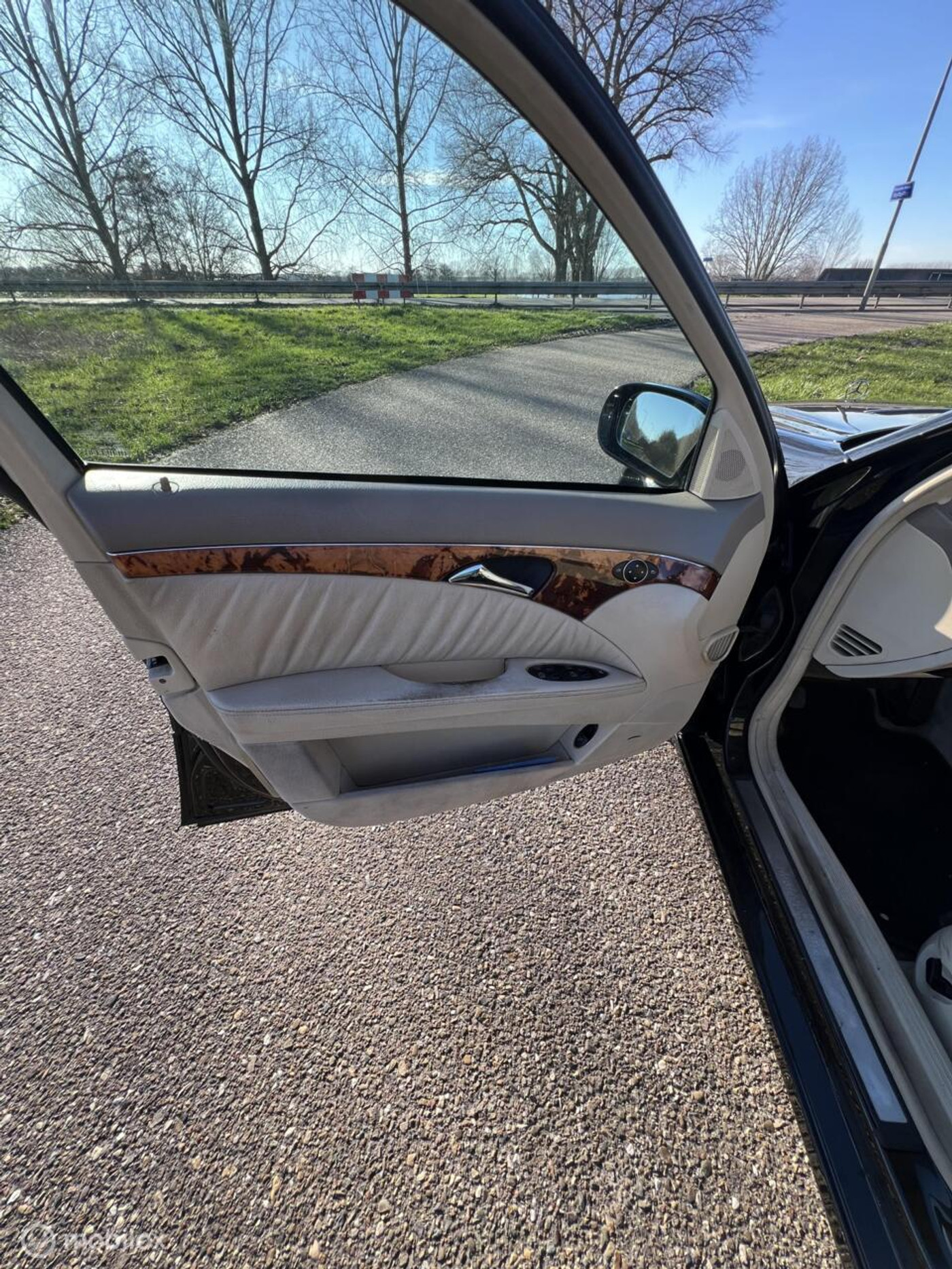Foto van Mercedes-Benz E 500