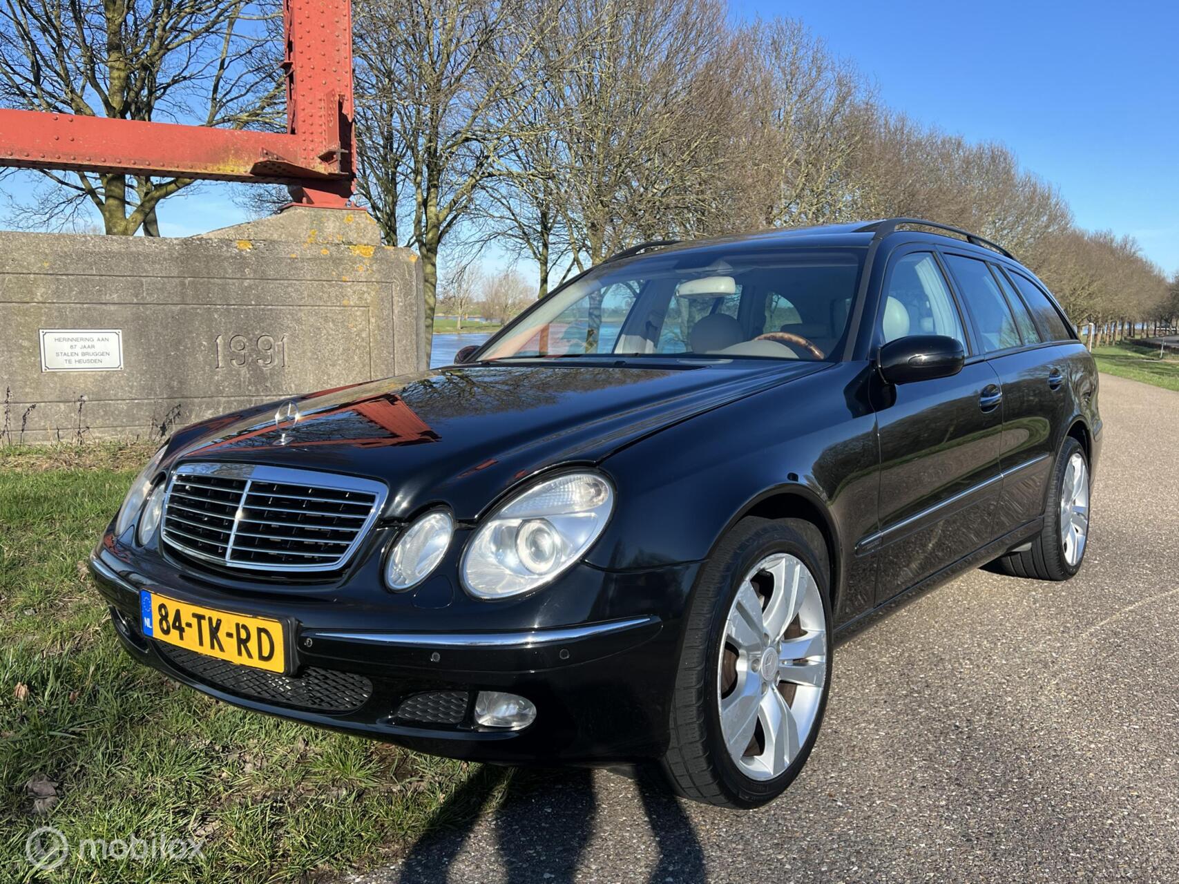 Mercedes-Benz E 500 500 Elegance 2003 - voorkant