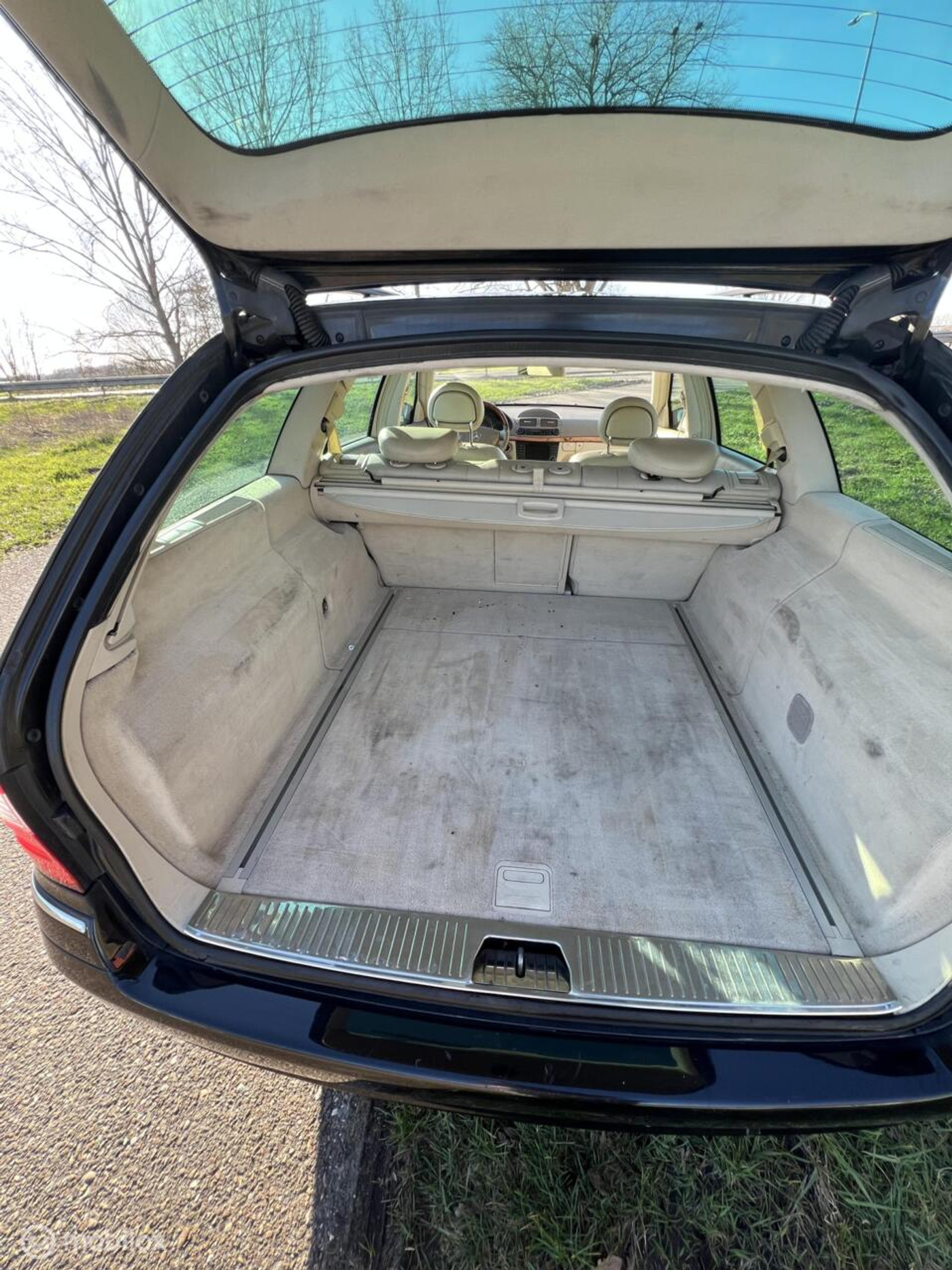 Foto van Mercedes-Benz E 500