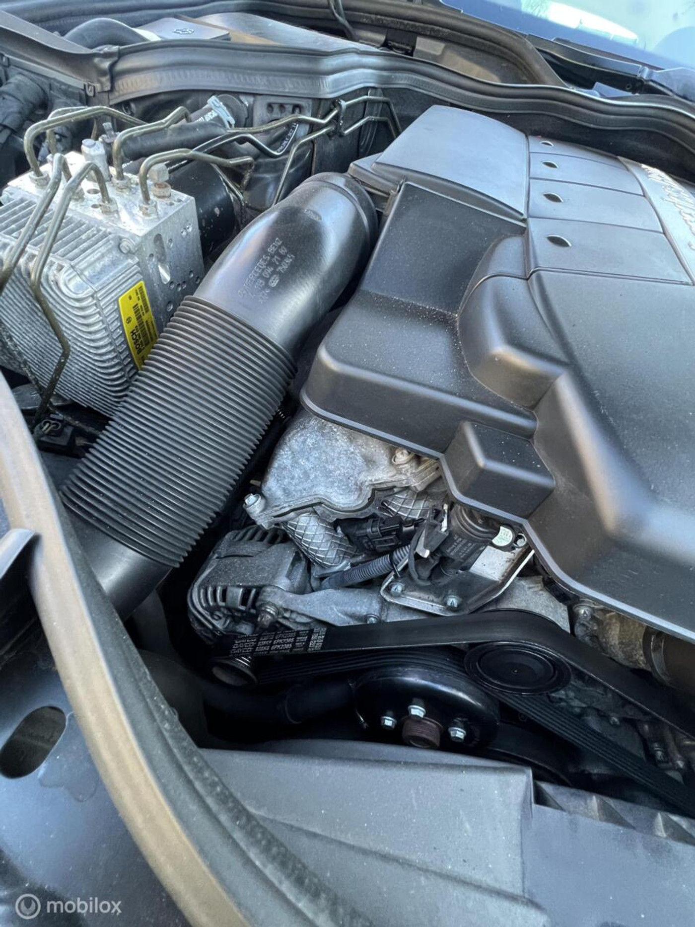 Foto van Mercedes-Benz E 500