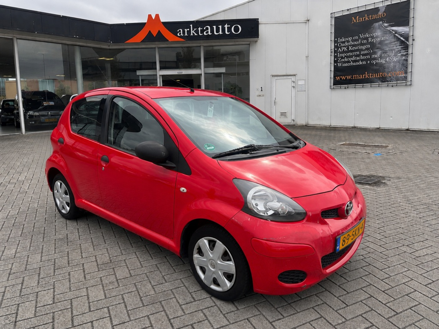 Toyota Toyota Aygo 1.0-12V Access Boordcomputer Radio/CD 2011 - voorkant
