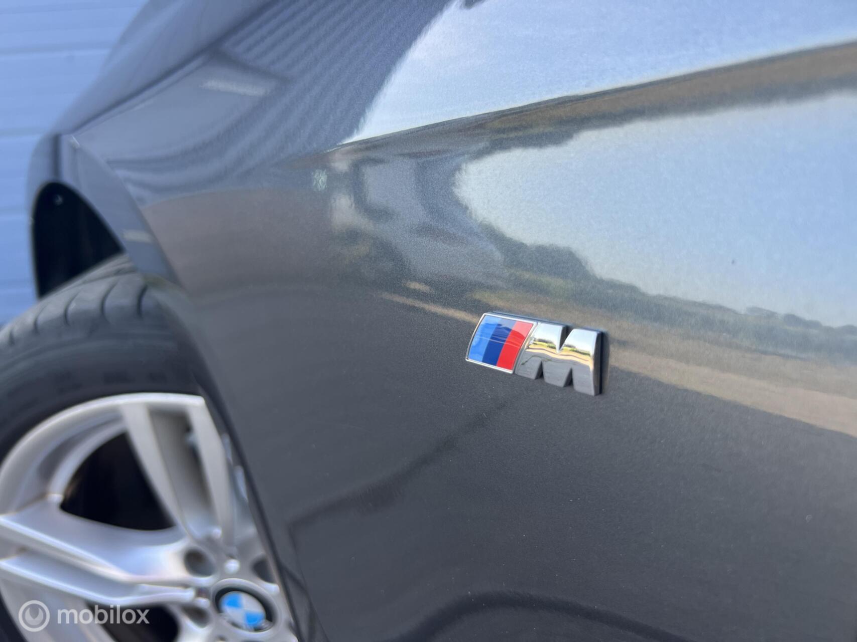 Foto van BMW 320i